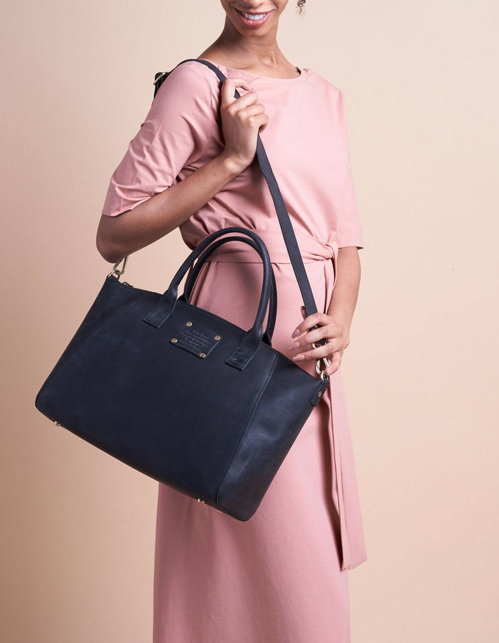 FV-Midi-Black-1