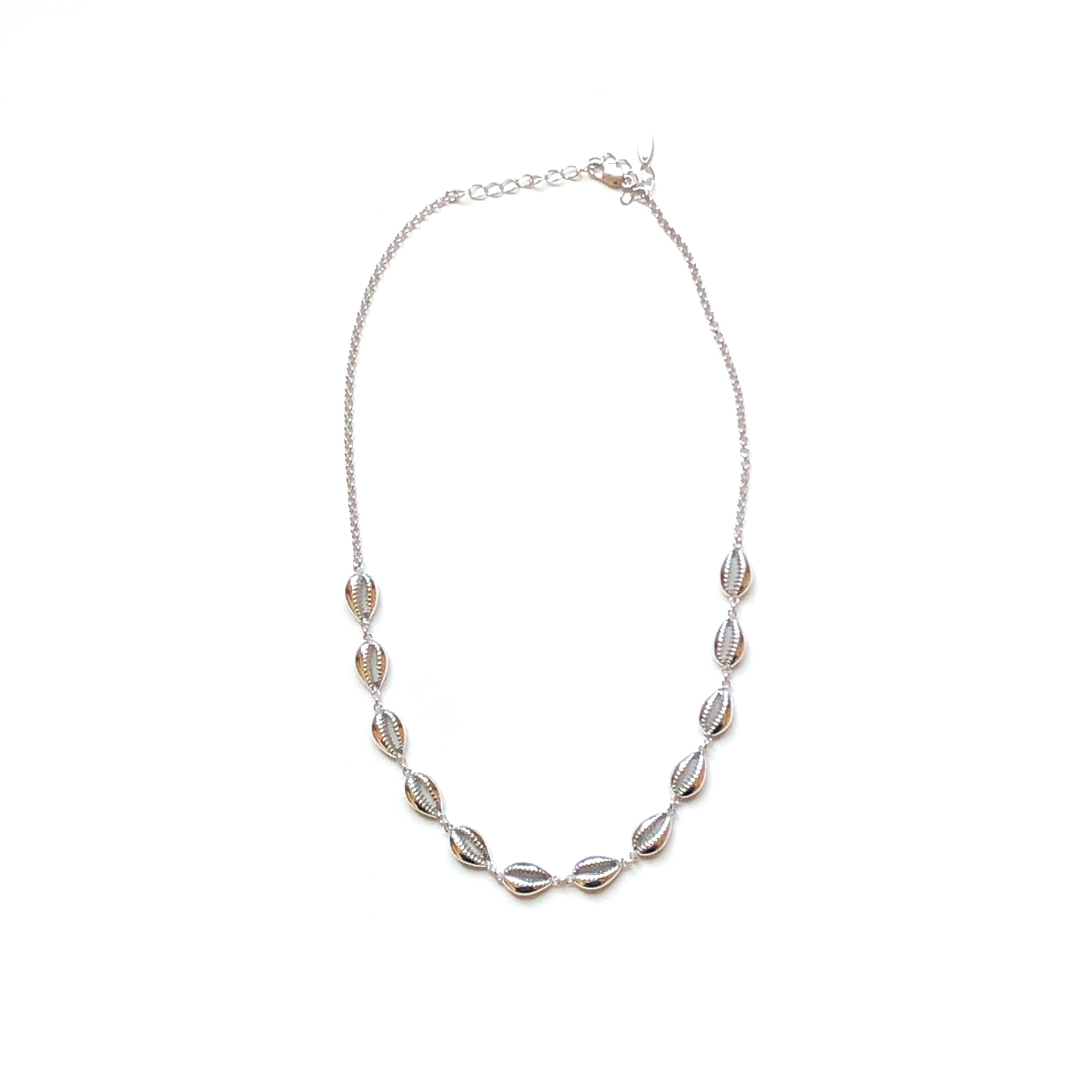 Mini_Shell_necklace_Silver_Nilu