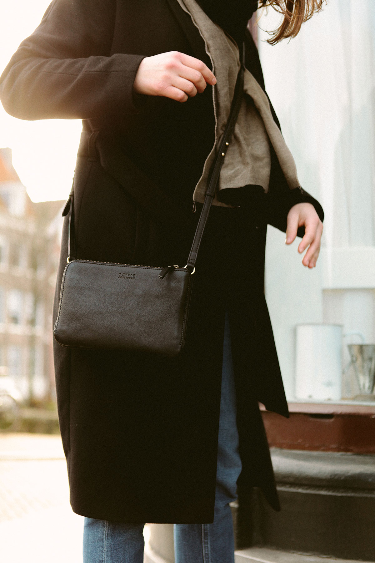 O-My-Bag_lola_Black_Croco_7