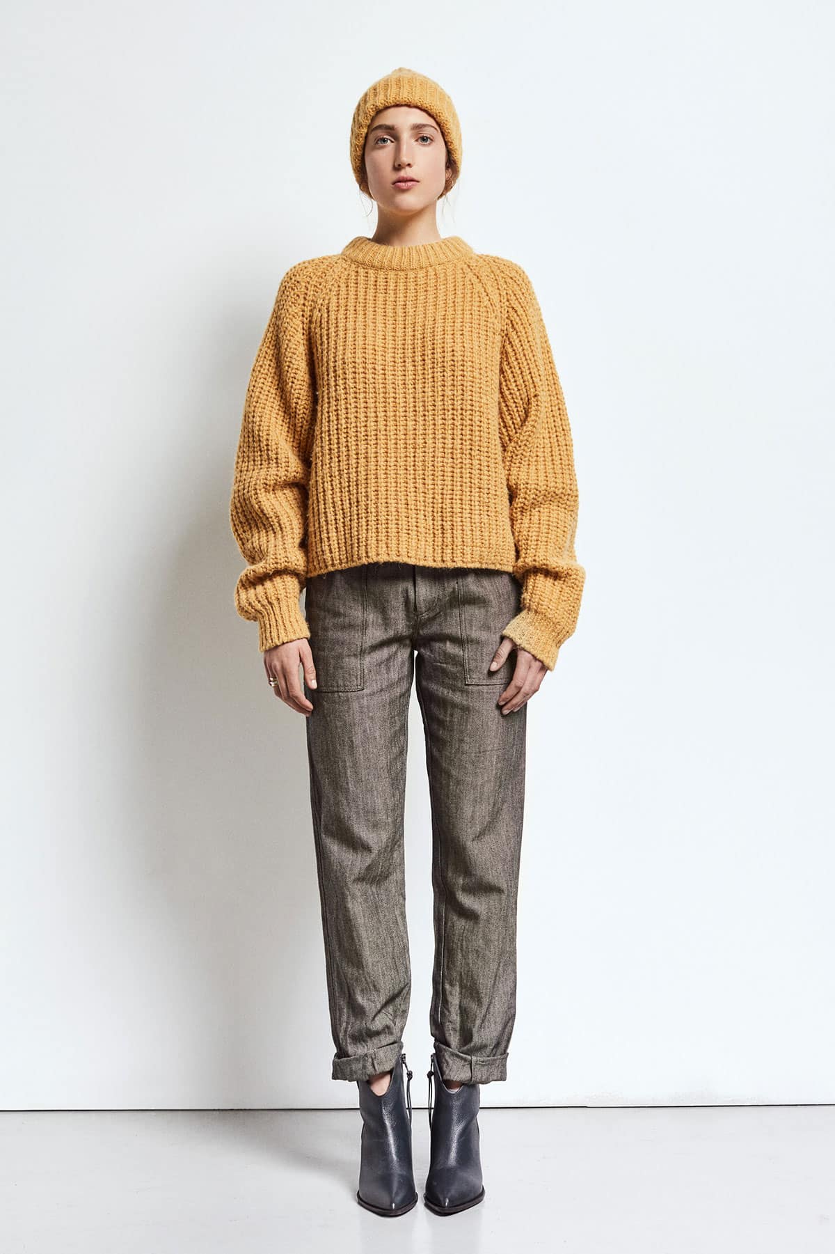 Humanoid_ODESSA_GINGER-jumper_2