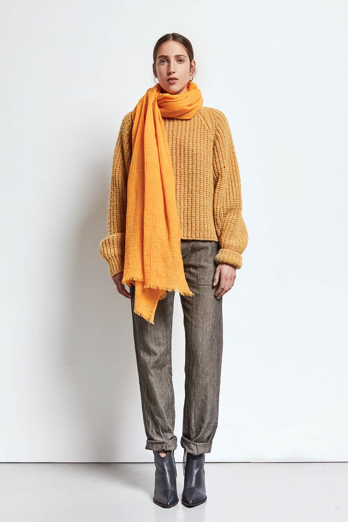 Humanoid_ODESSA_GINGER-jumper_3