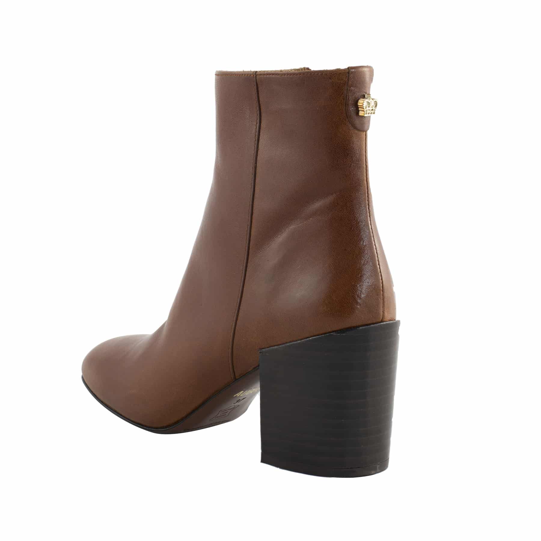 MaisonAuguste_TEQUILA_Cognac_backleft