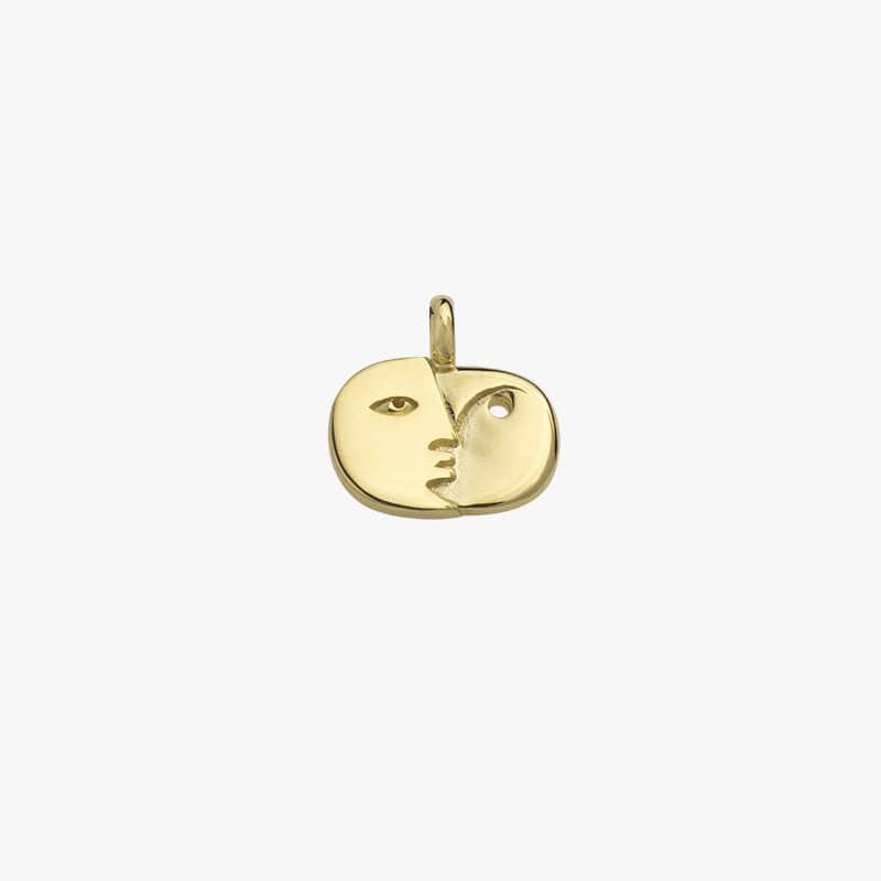 Wildthings-face-sculpture-pendant-gold-1