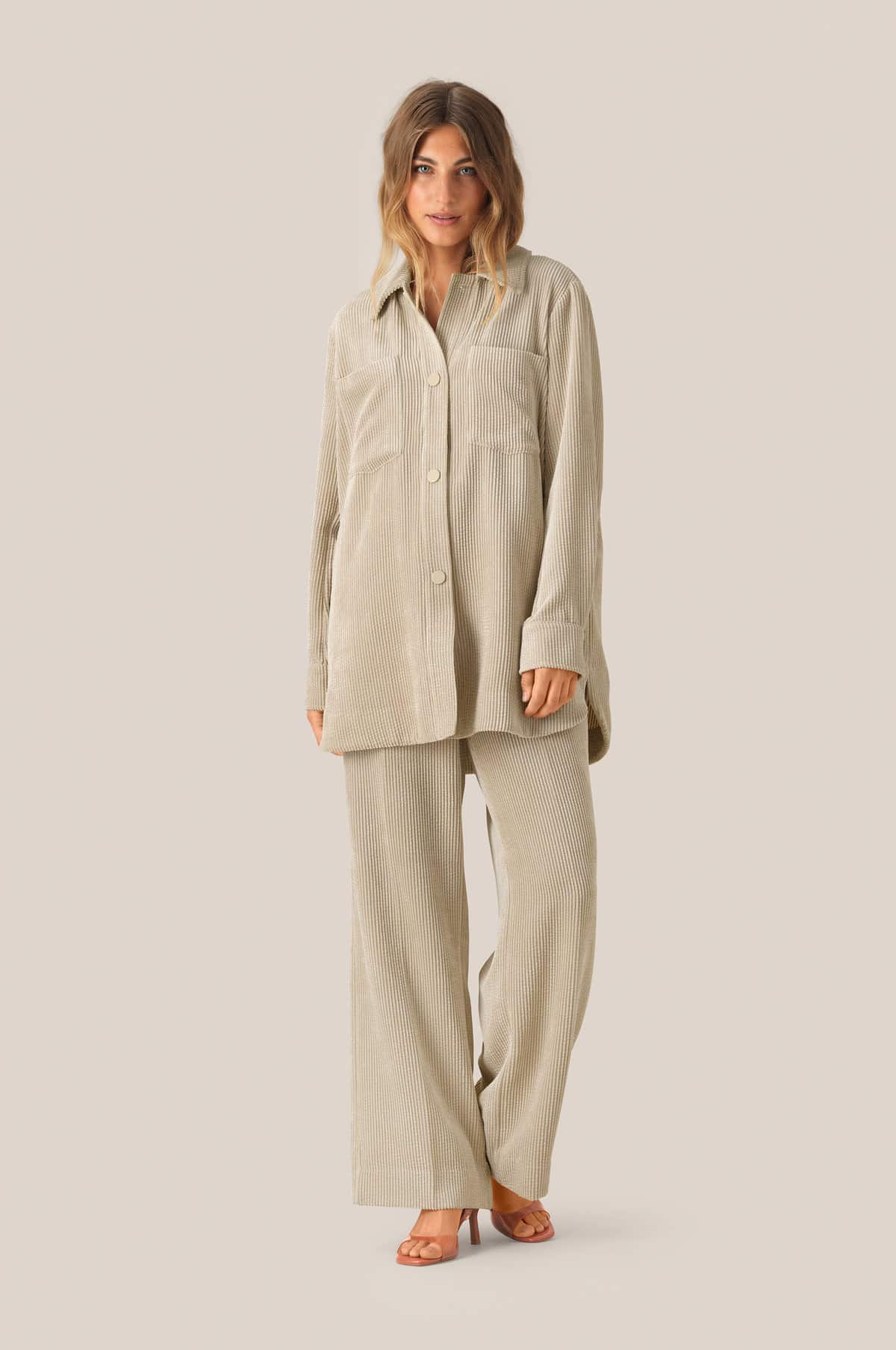 SecondFemale_GAIA_TROUSERS-BISCOTTI_3