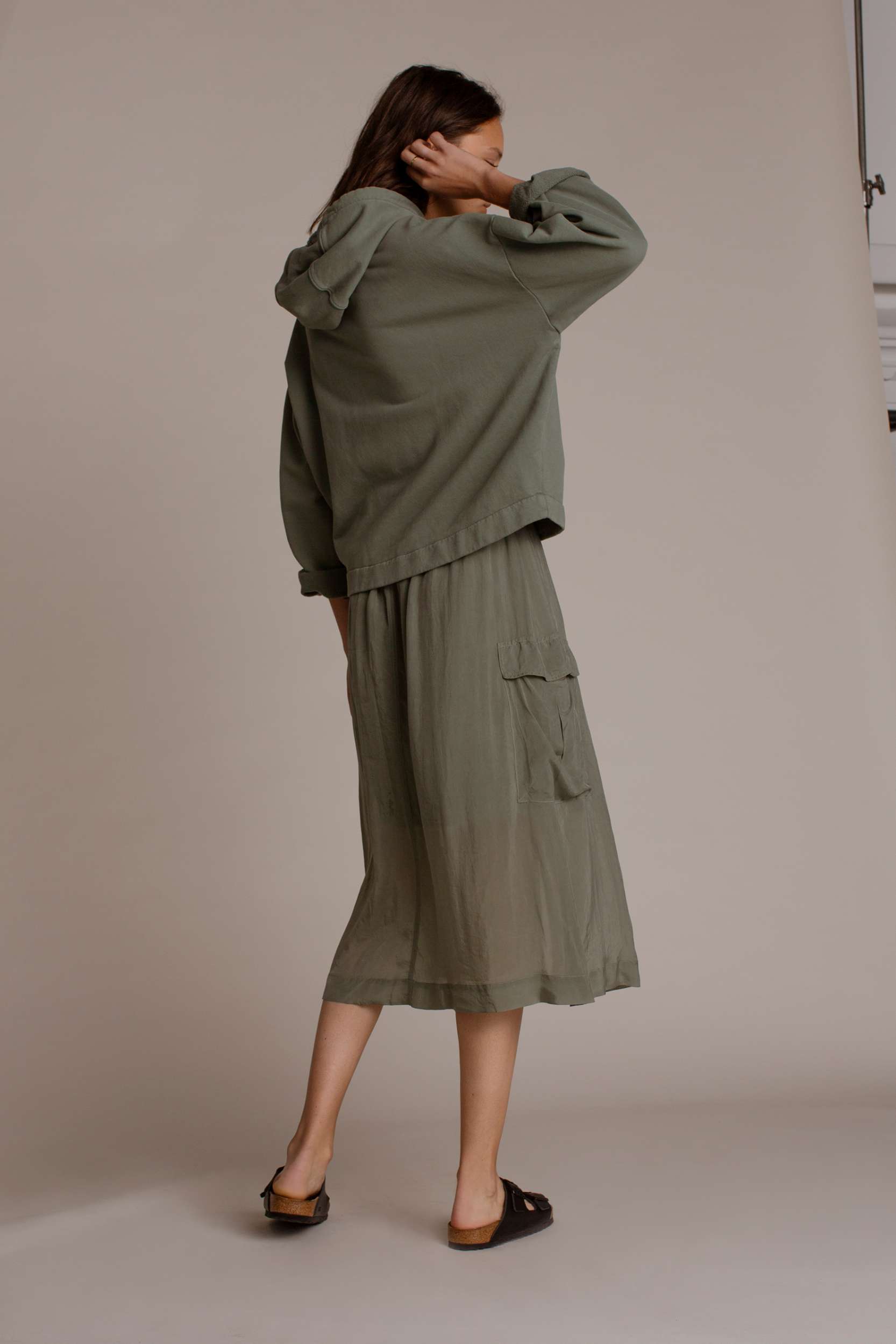 Humanoid_NALI-skirt_MIST_2