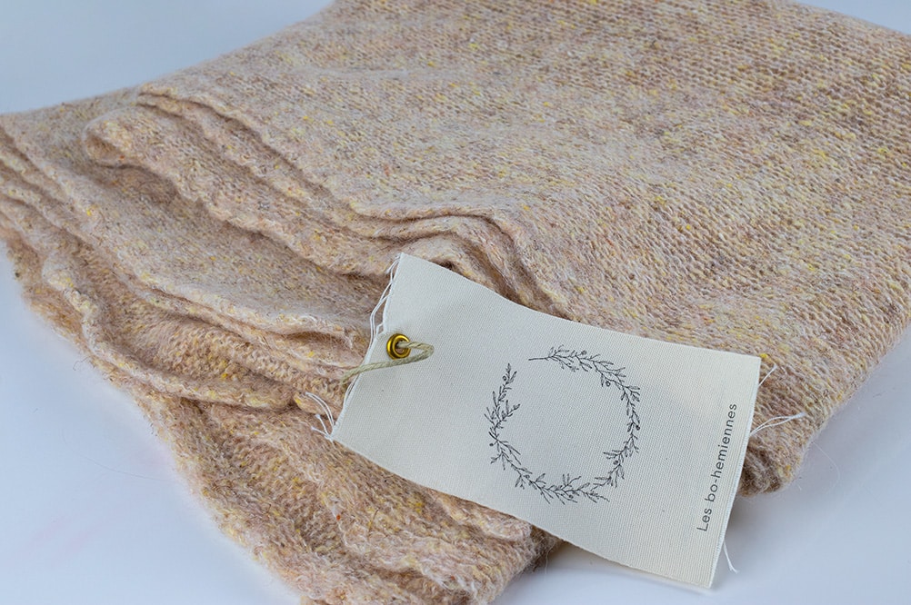 LES_BOH_AvandinoScarfYellow_DET1_€135