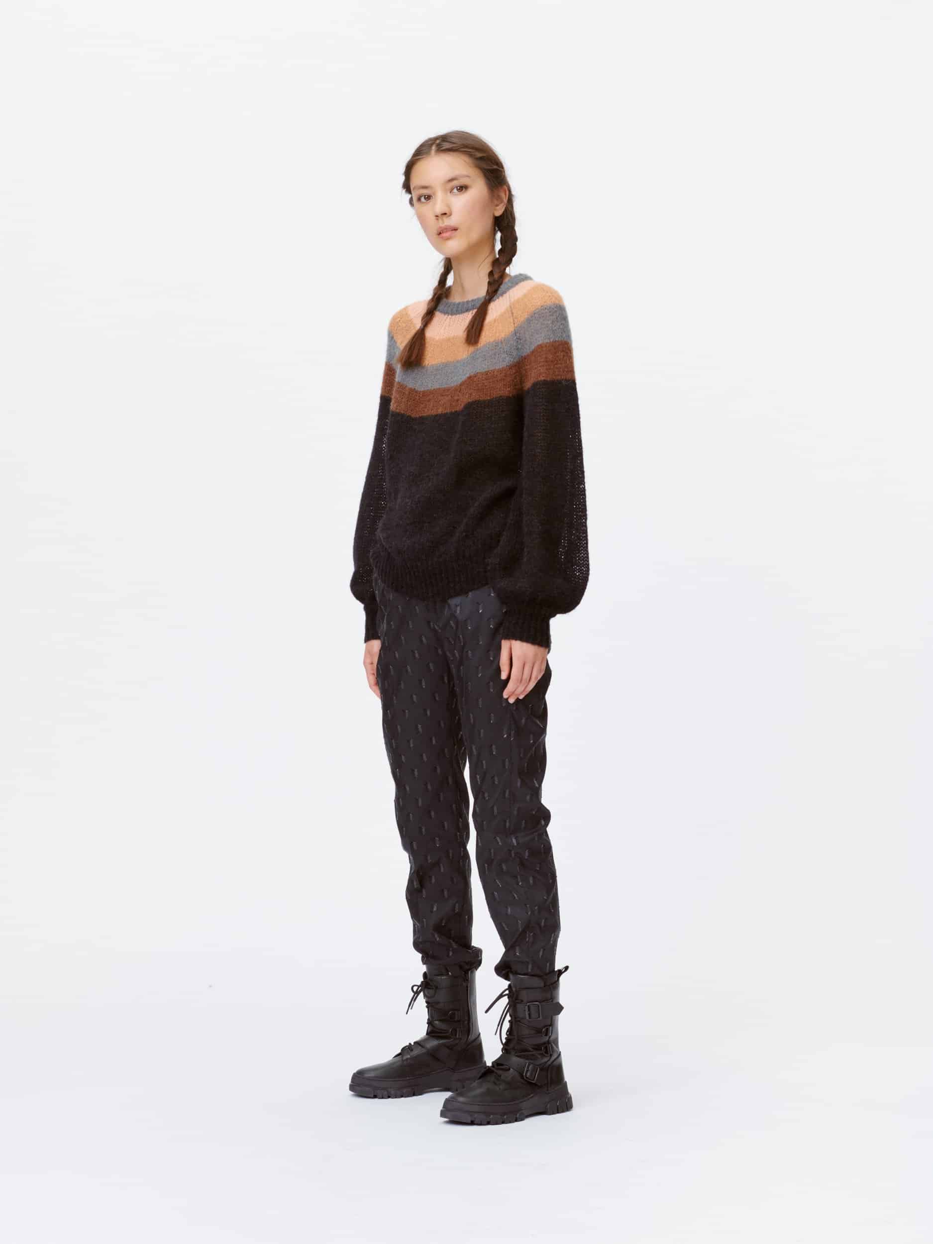 Munthe_Lalupon_jumper_2
