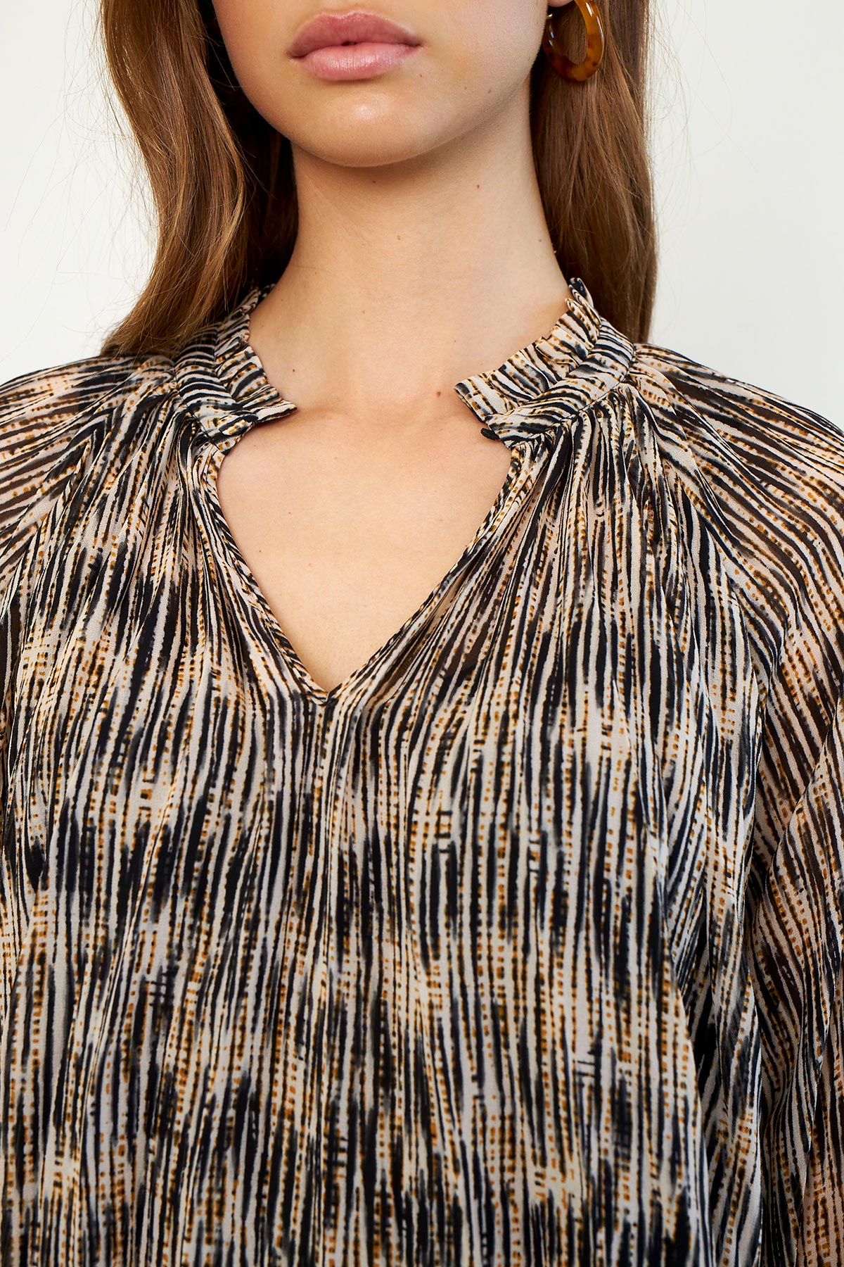Second-Female_Rogers_Blouse_1