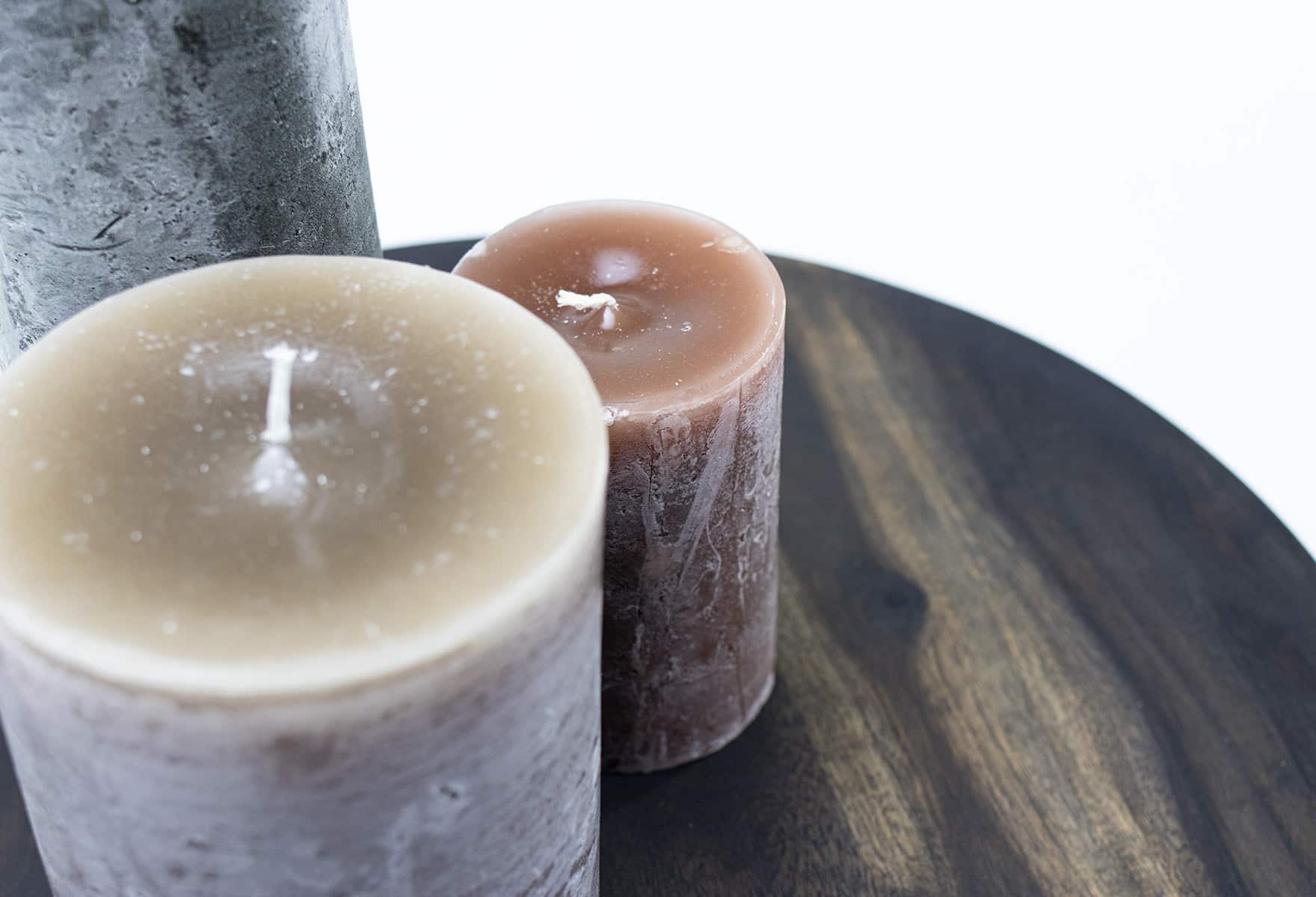 DekocandleAcaciaPlate+3Candles_det