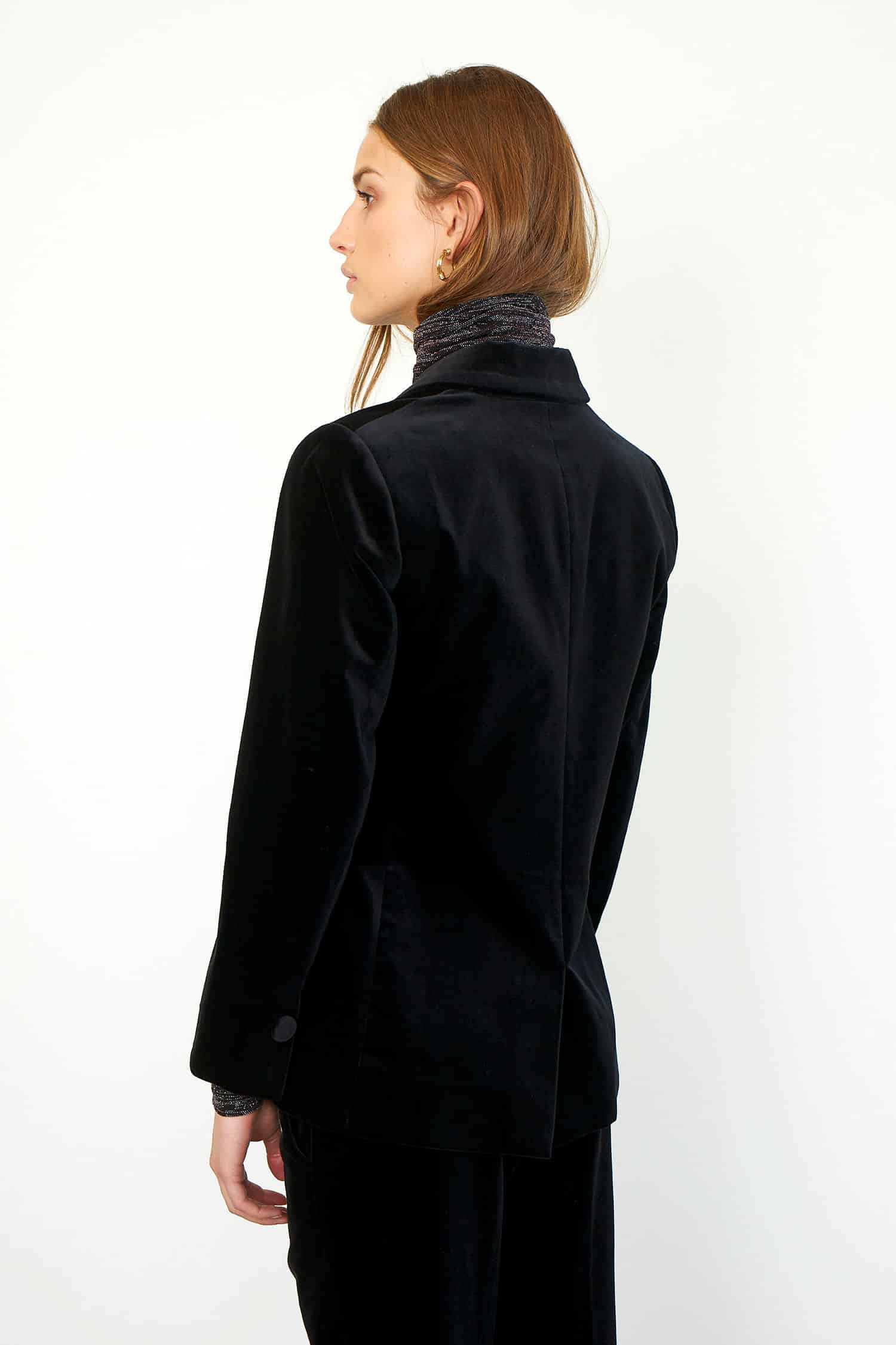 SecondFemale_Vega-New-Blazer-Black_2