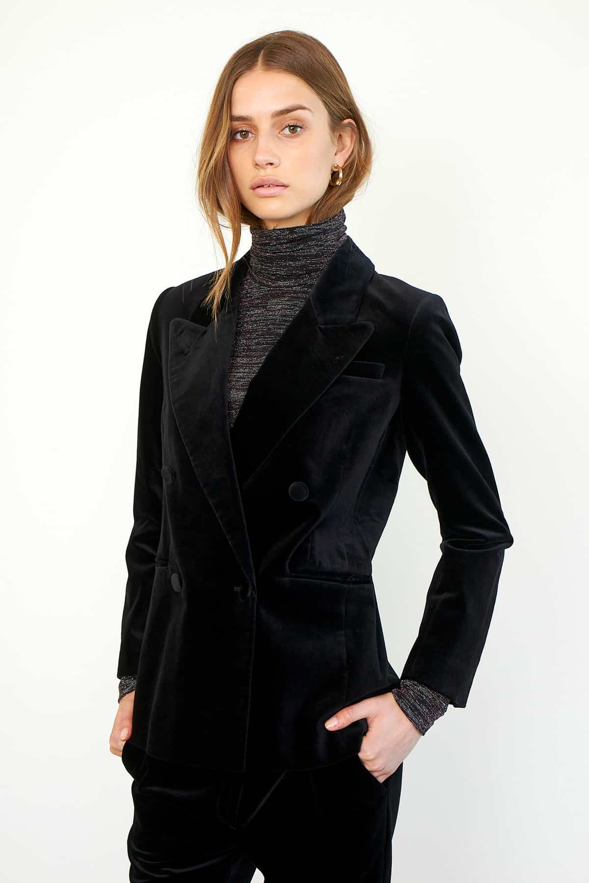 SecondFemale_Vega-New-Blazer-Black_5