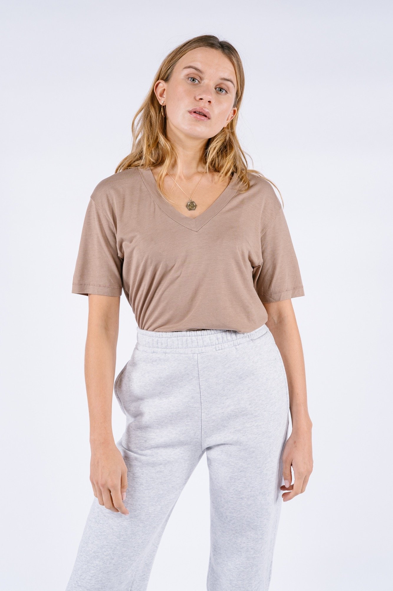 AME_STUDIO_SS21-7673_2000x
