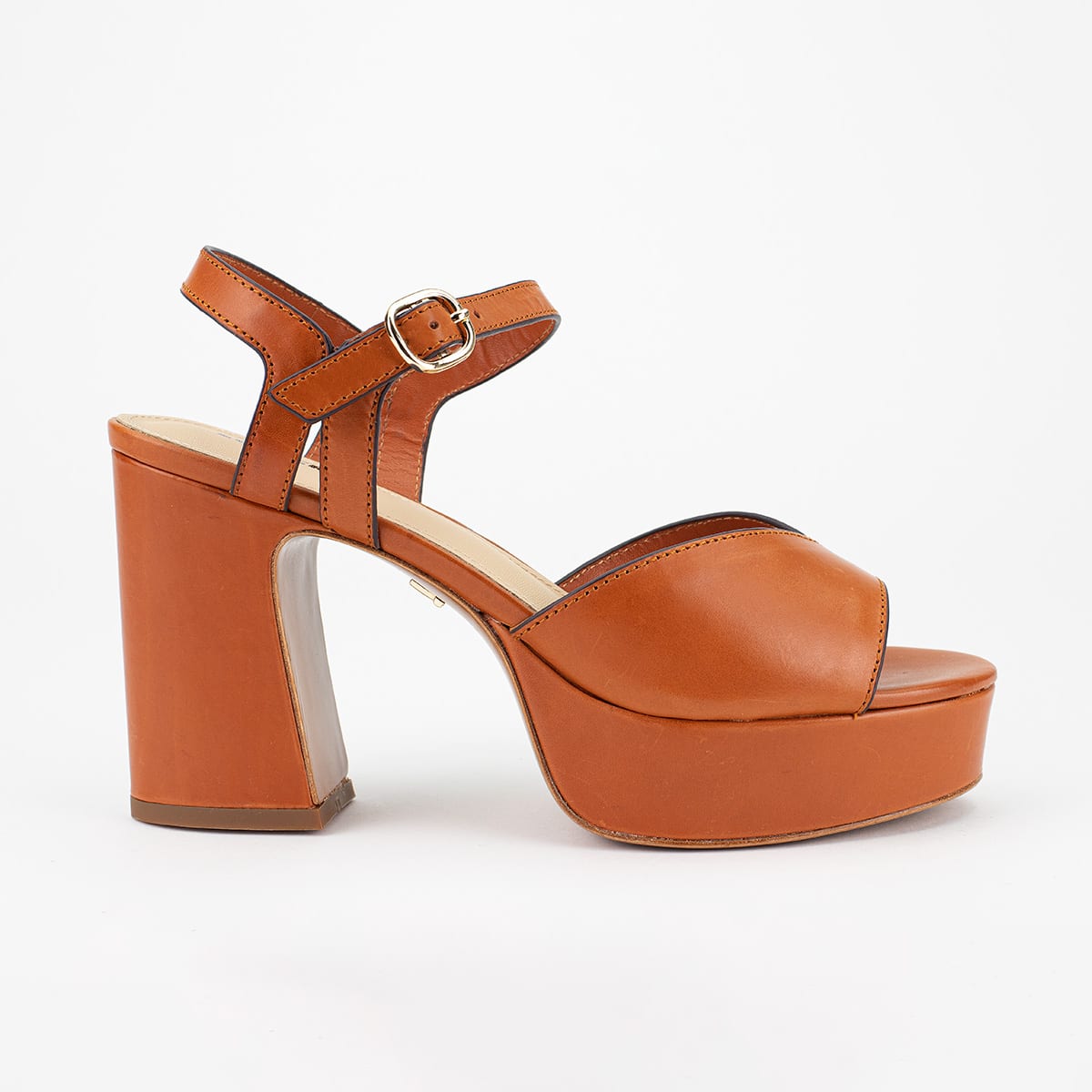 LOL_Sandal_€xxx_1200px Jina