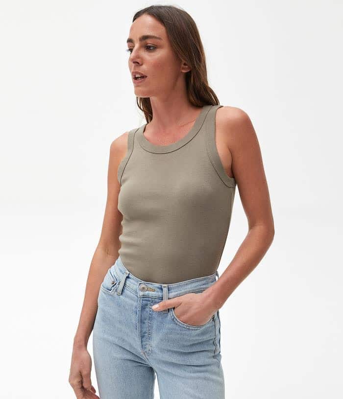 Paloma_9969_OLI_001A_700x