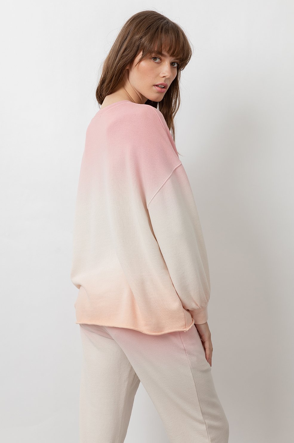 signaturesweatshirt-peachpinkdipdye5