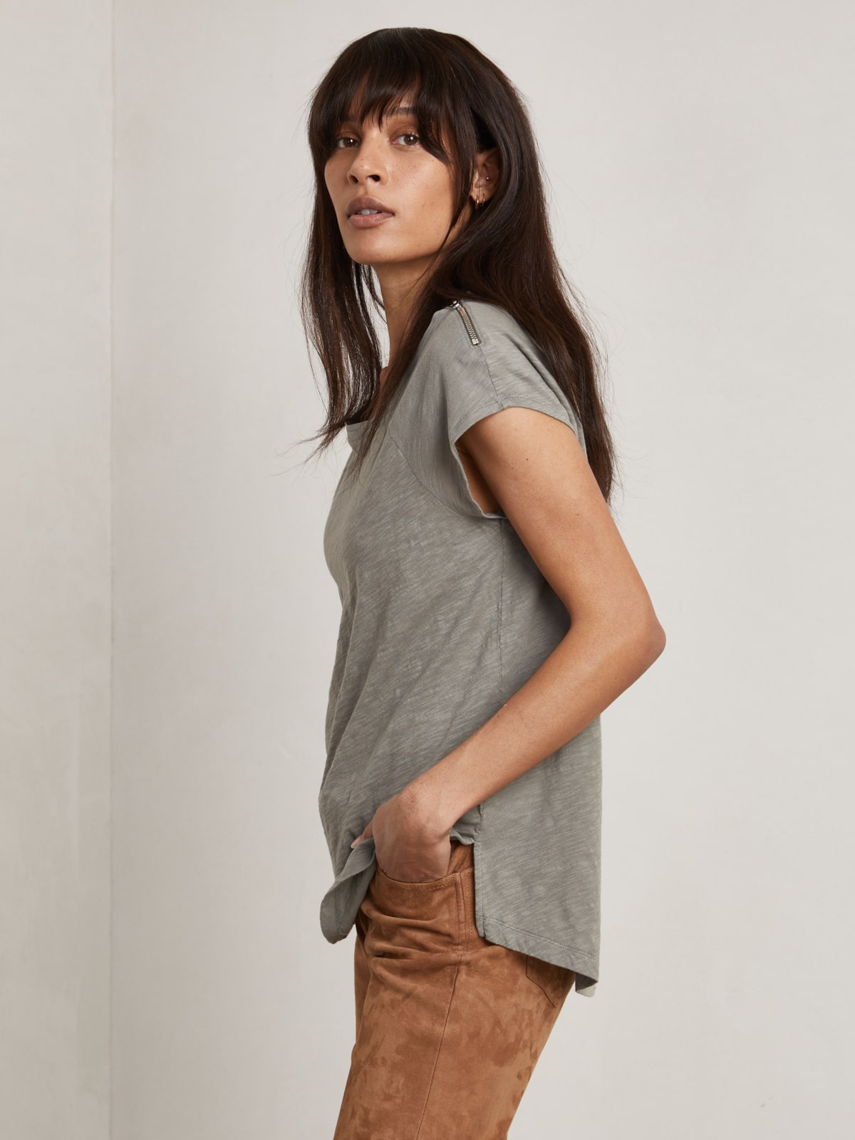 292_89233c5d9f-10000228_rosszipt-shirt_softcargo_front1-1200