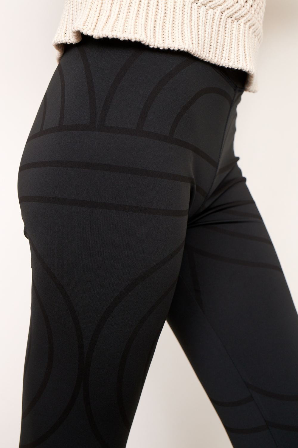 Second-Female_Seoul-legging_3