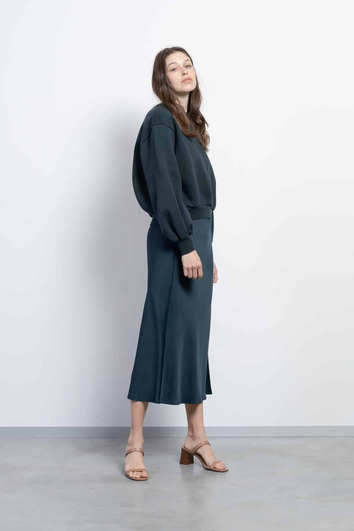 AME_coletta skirt_FW21_WEB_1800px-5581_2000x