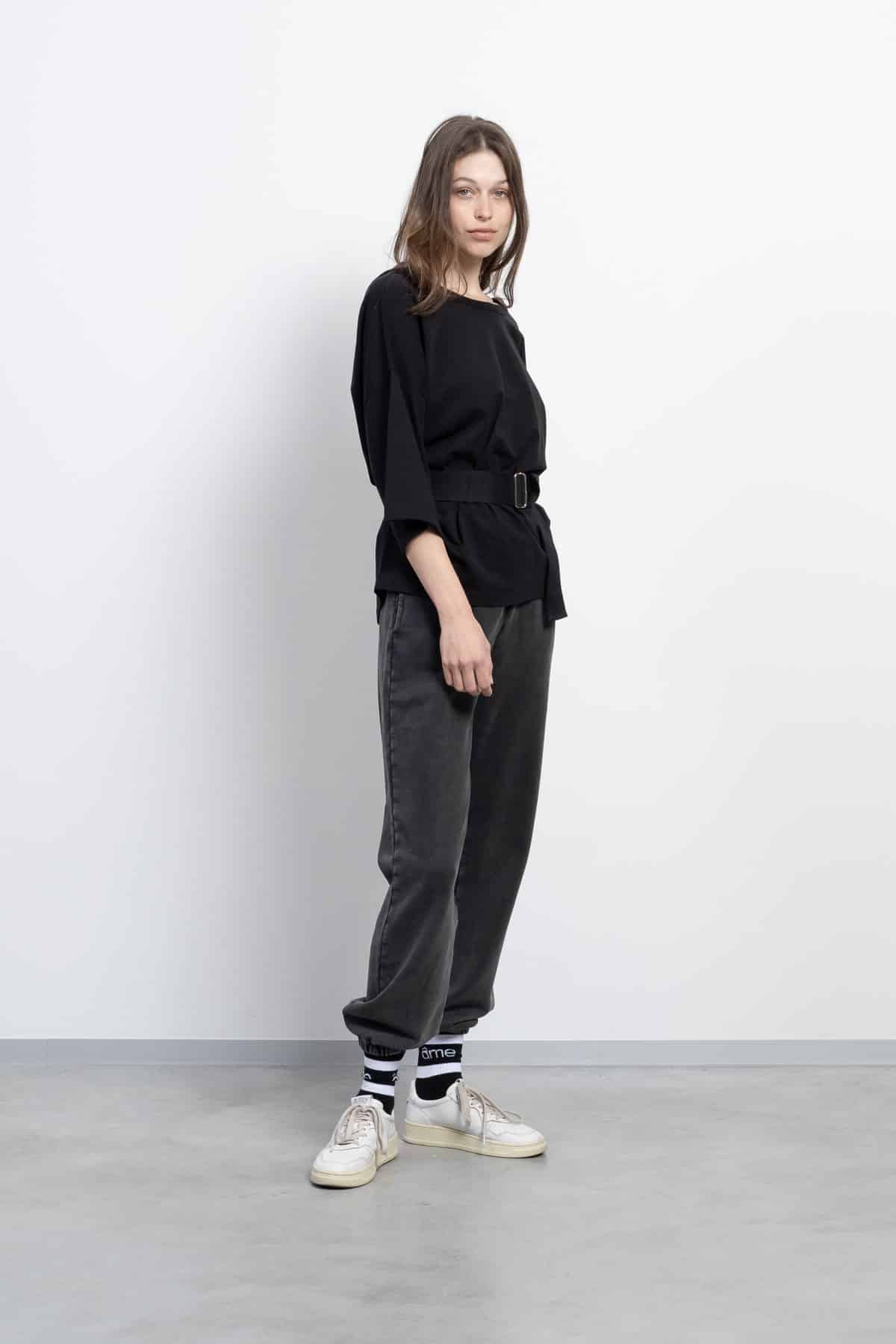 AME_FW21_WEB_1800px-6799_2000x