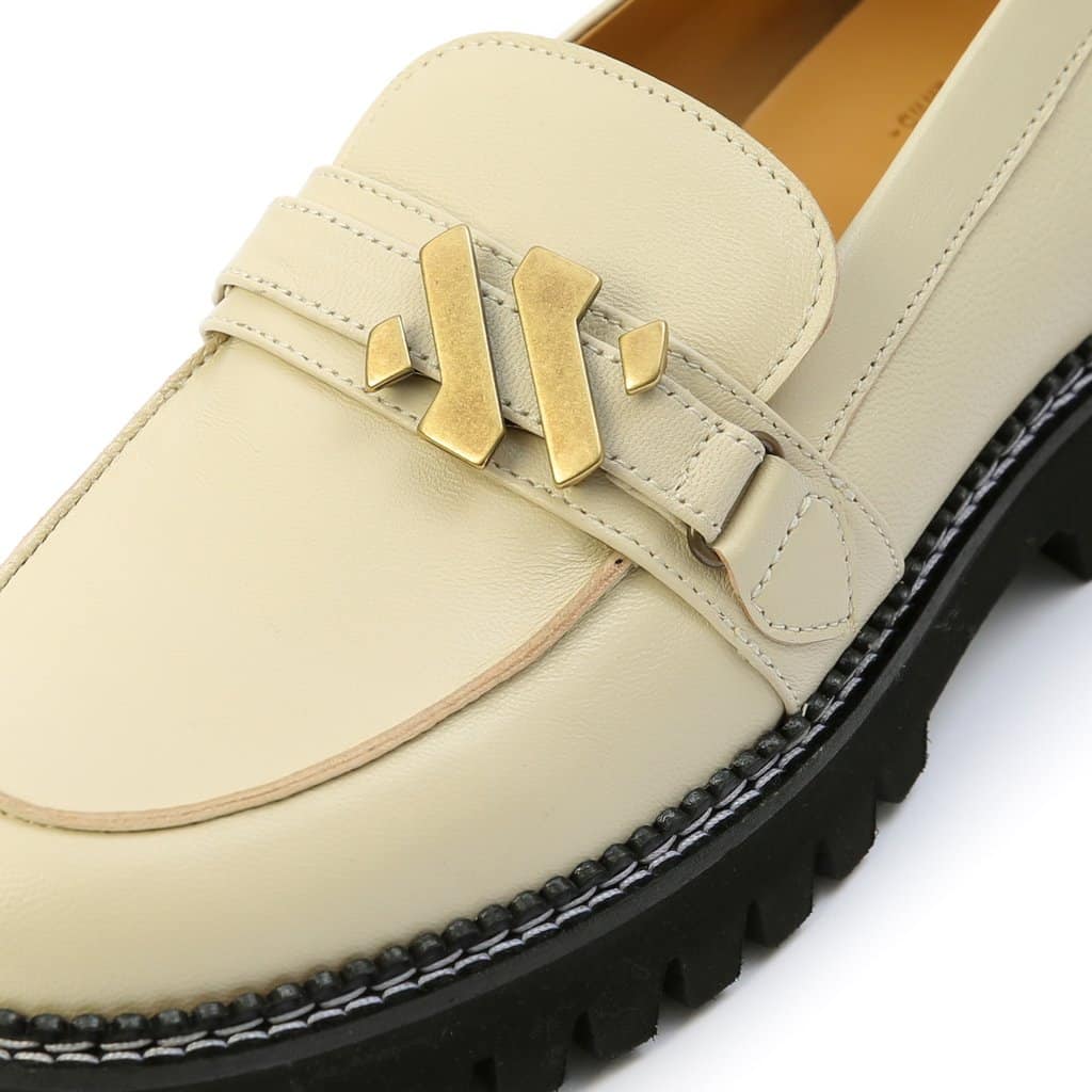 Emmy-White-Mocassin-001-10262-008-white-4_1024x1024