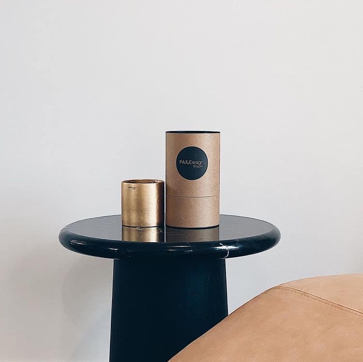Paju-Design_Dark-Classic-Gold_candle_3