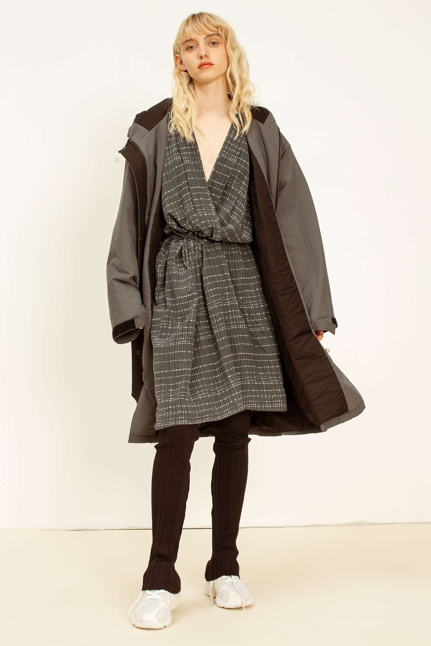 WEBSHOP_GLAUCIA_D-EMER_012sVjv7pOZRHcD_833x1250@2x