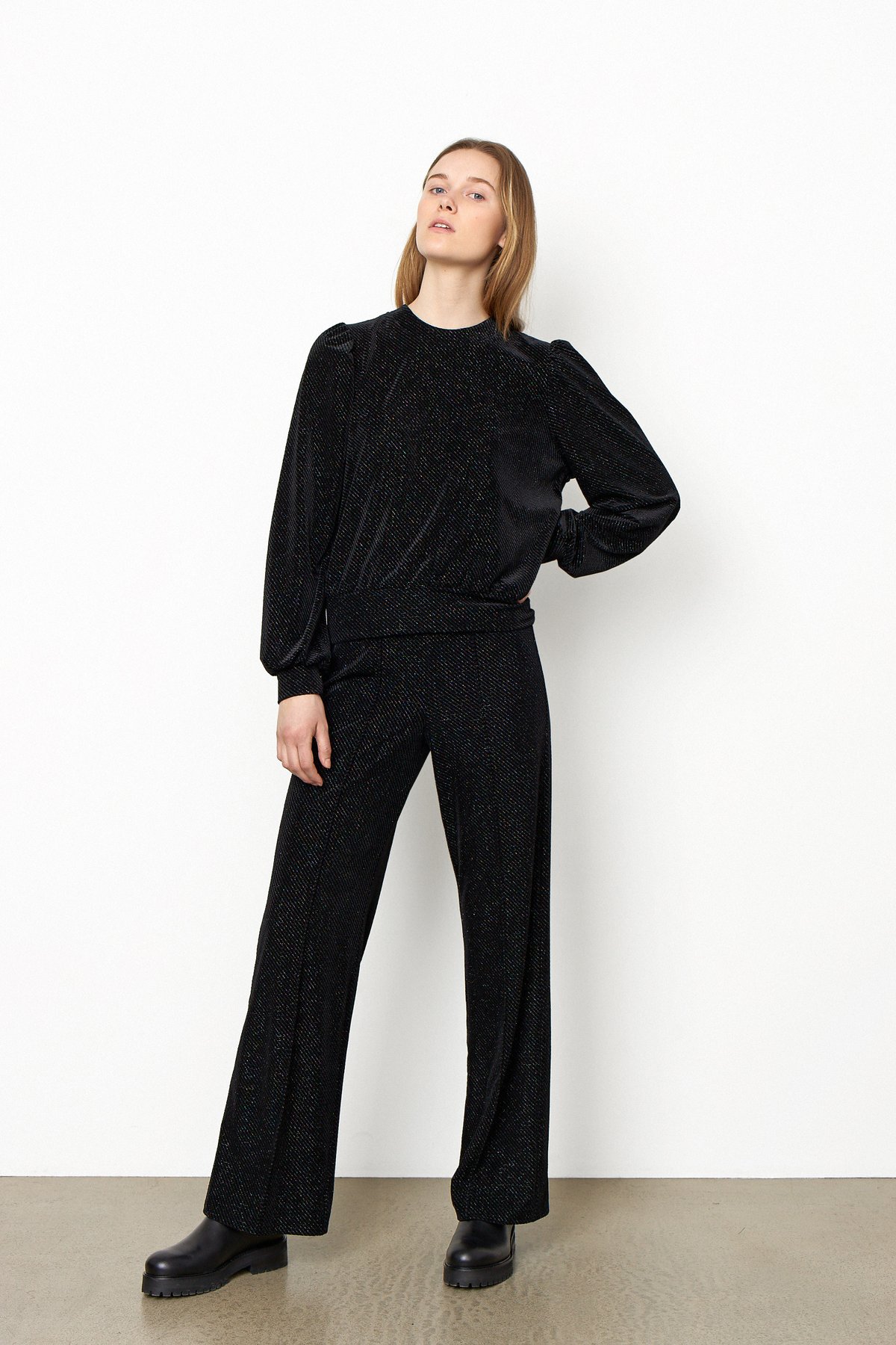 Second-Female_Sacha-pants_1