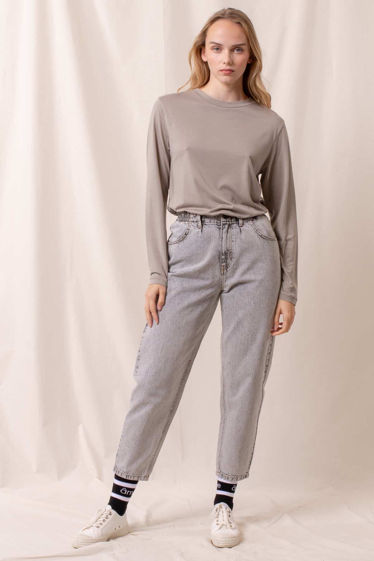 AME_WEB_SS22_LOLA_1800px-7362_2000x