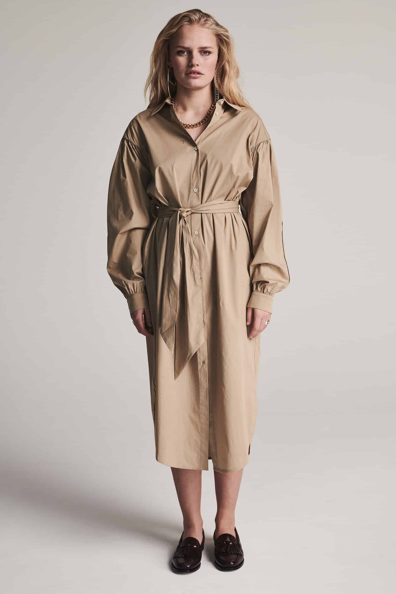 ZoeKarssen_Donao-Dress-Camel_4