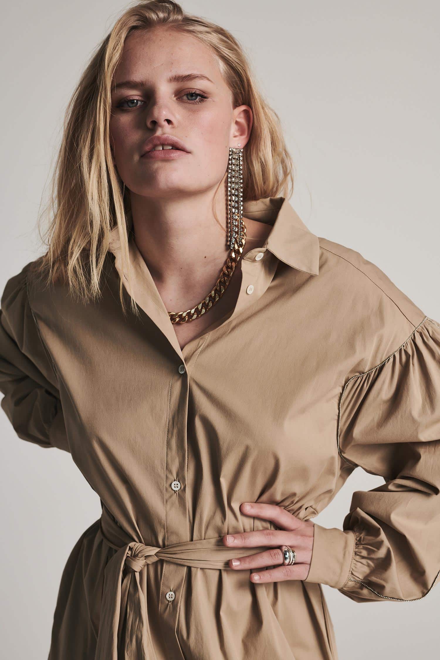 ZoeKarssen_Donao-Dress-Camel_5
