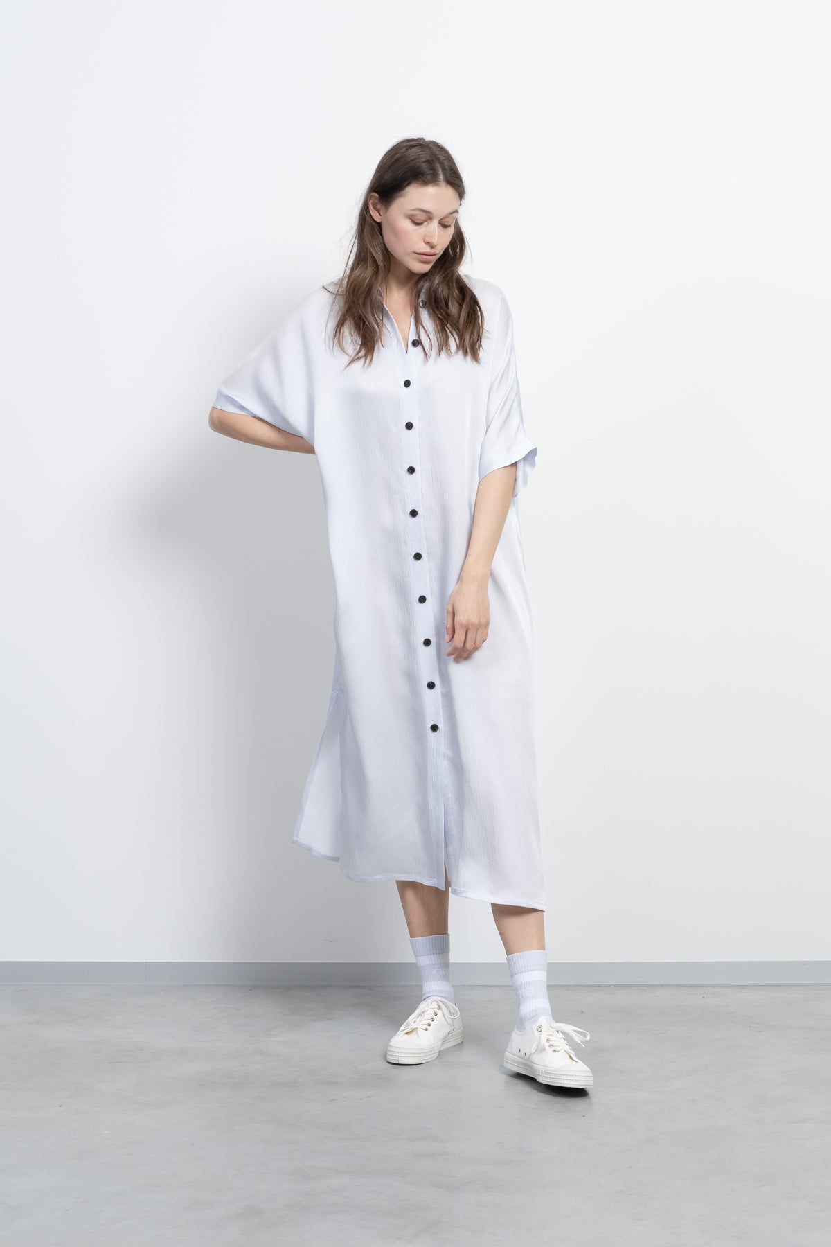 Ame_FRIDA_White_2