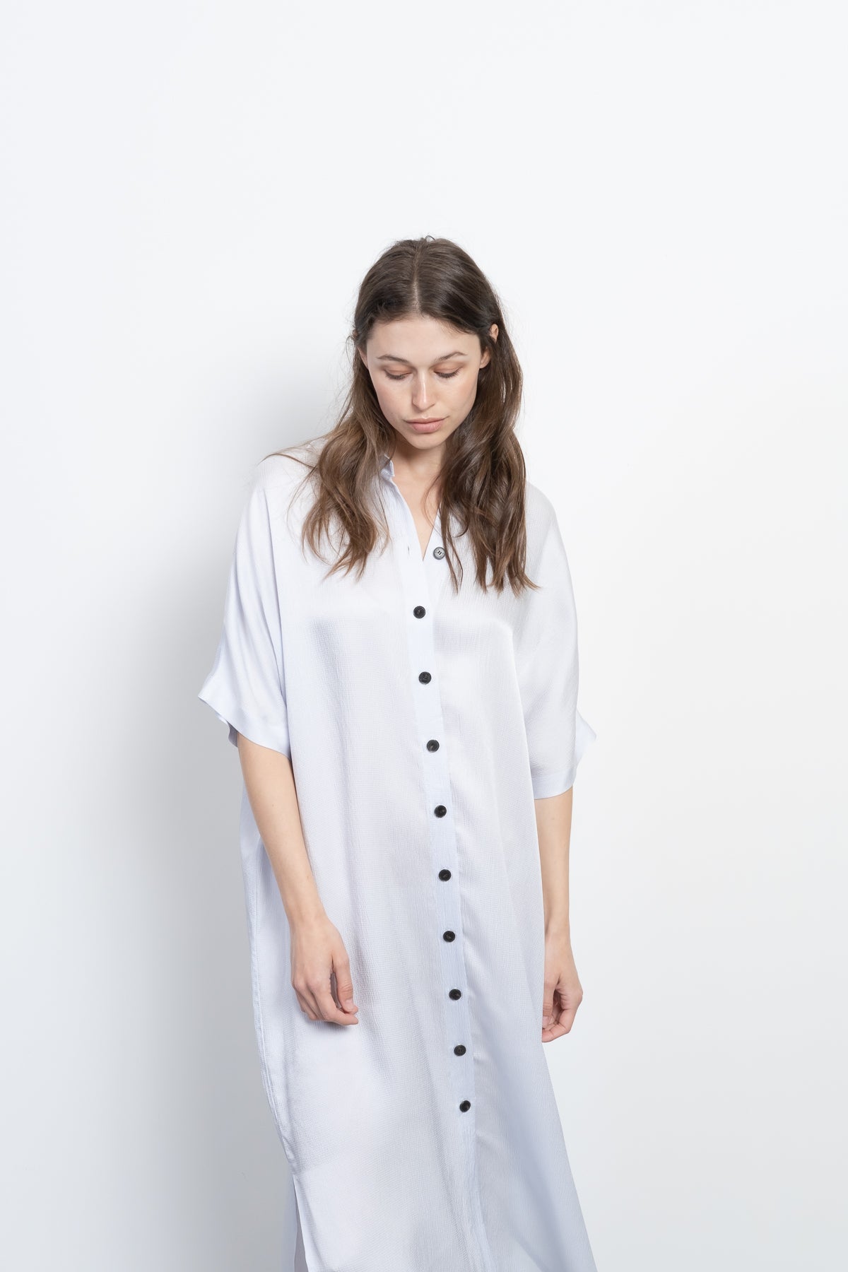 Ame_FRIDA_White_3