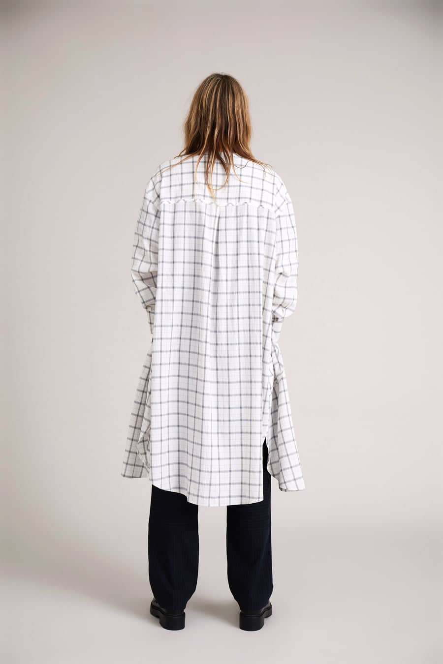 Munthe_Cheerful-dress_3