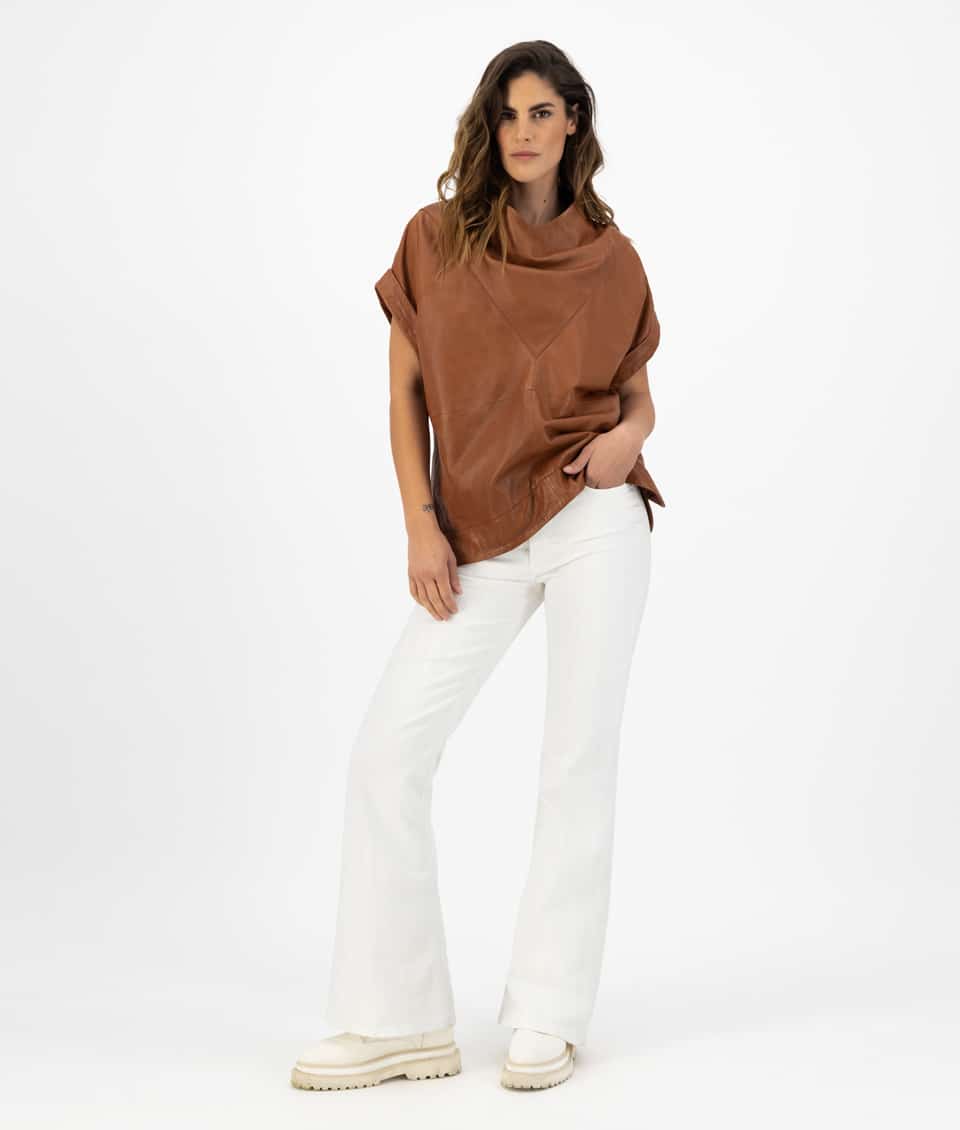 isa-top-cognac-front