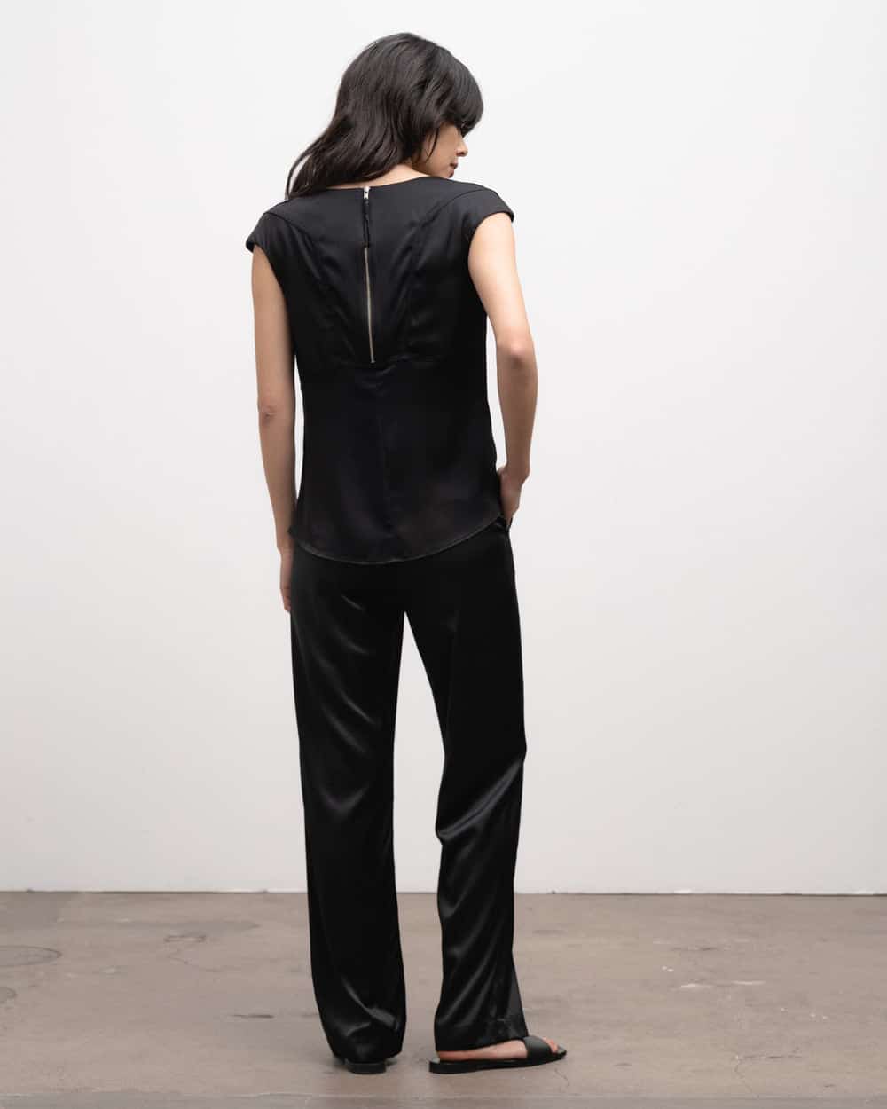 Ahlvar_Yui-Top_black_2