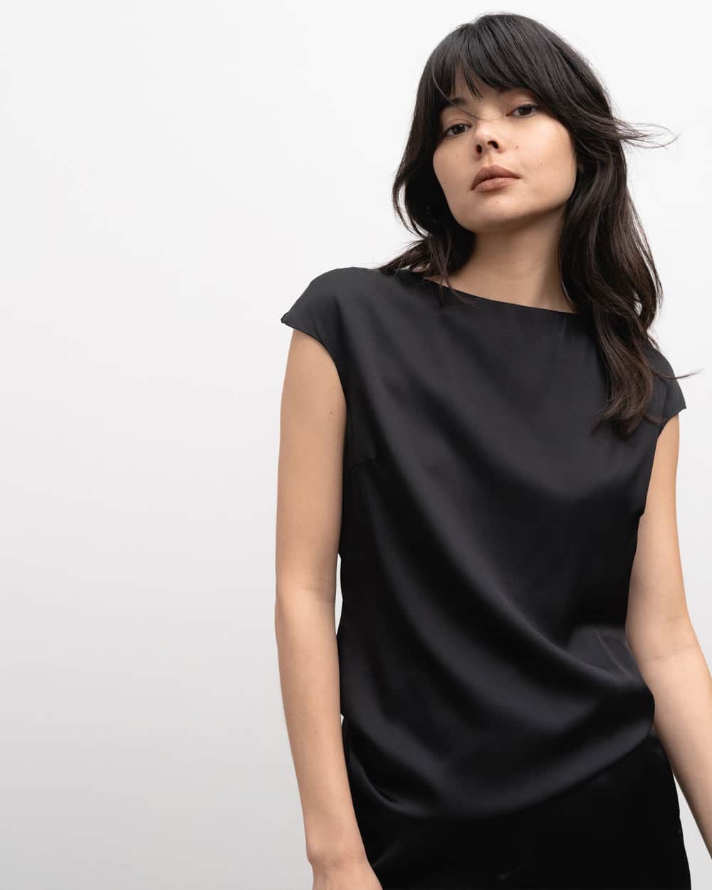 Ahlvar_Yui-Top_black_3