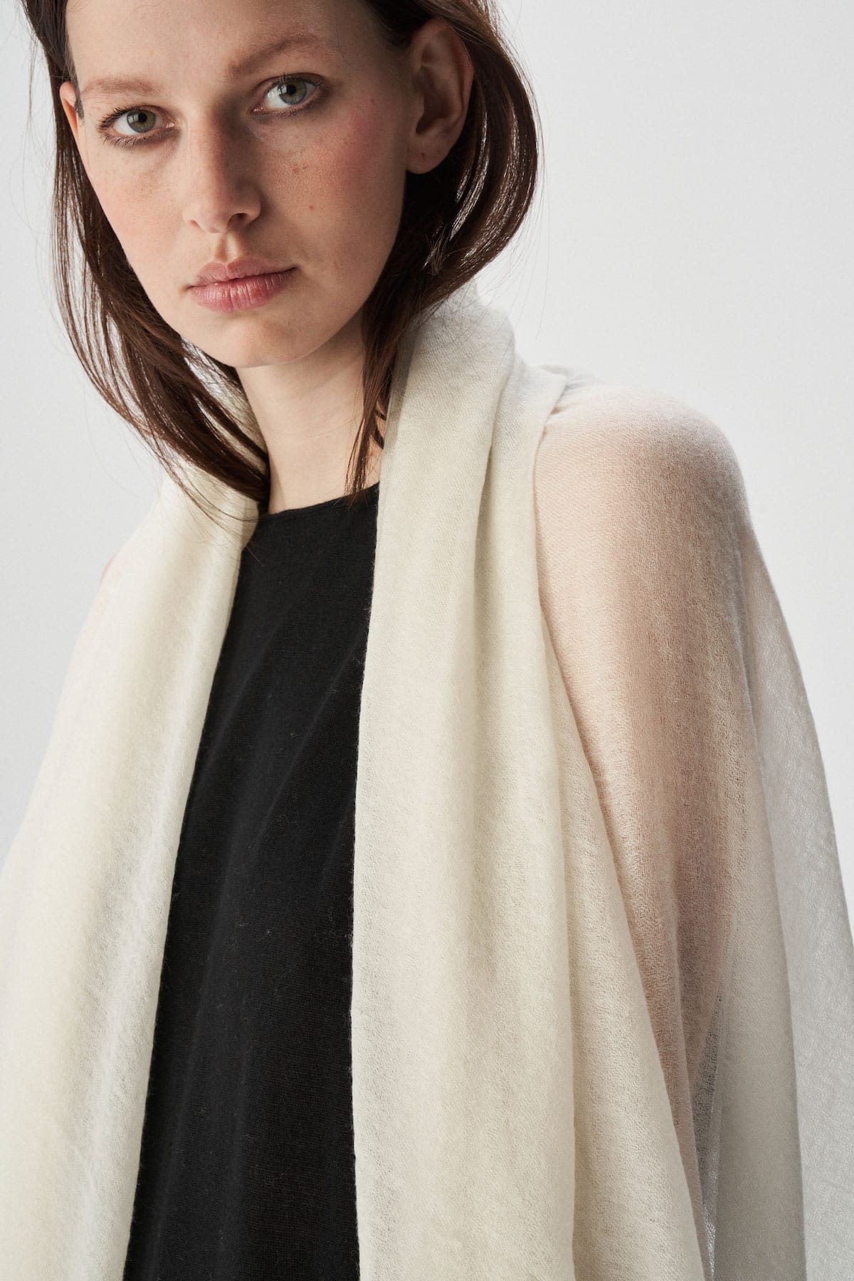 SO-GOOD-To_Wear_ROMA-Scarf-NATURAL_1