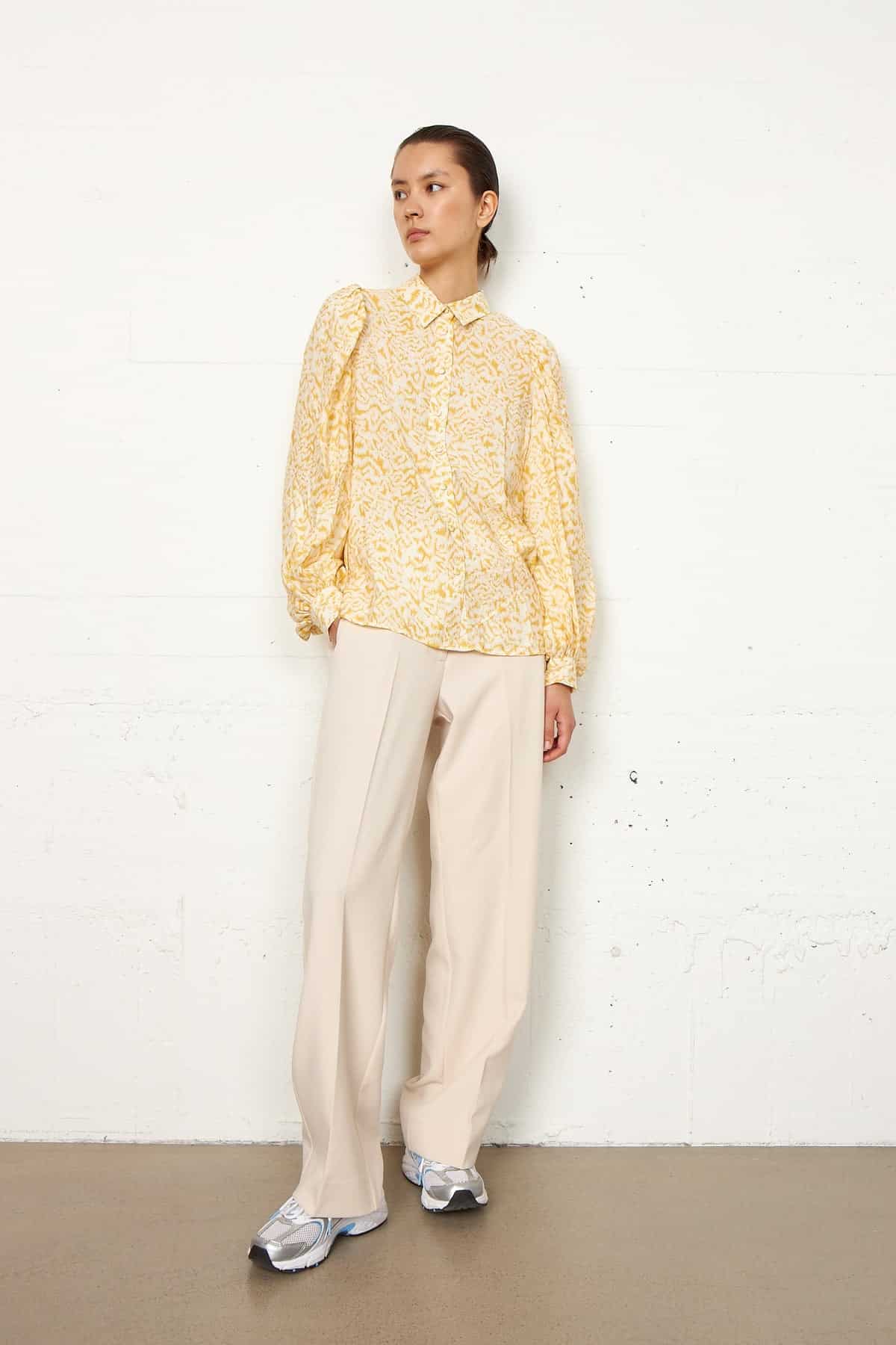 Second-Female_belladonna-shirt_4