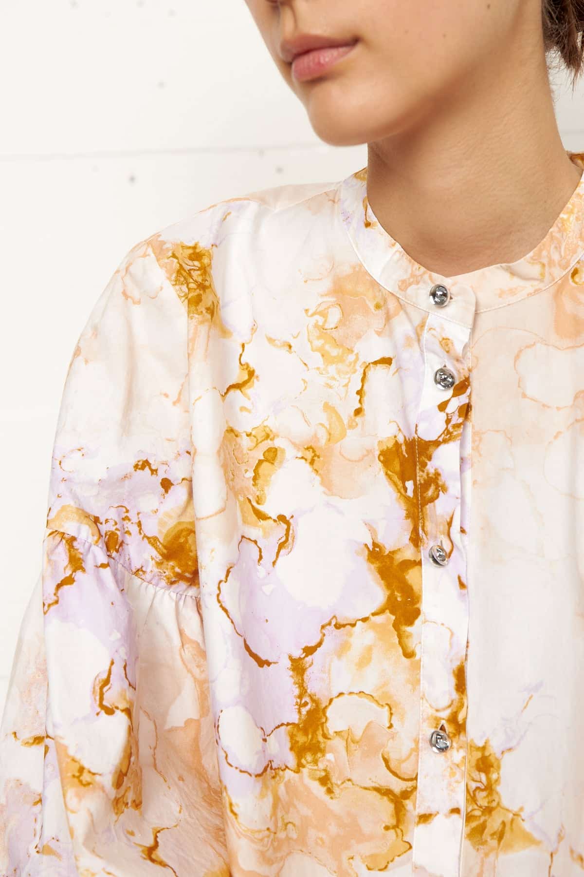 Second-Female_lica-shirt_2