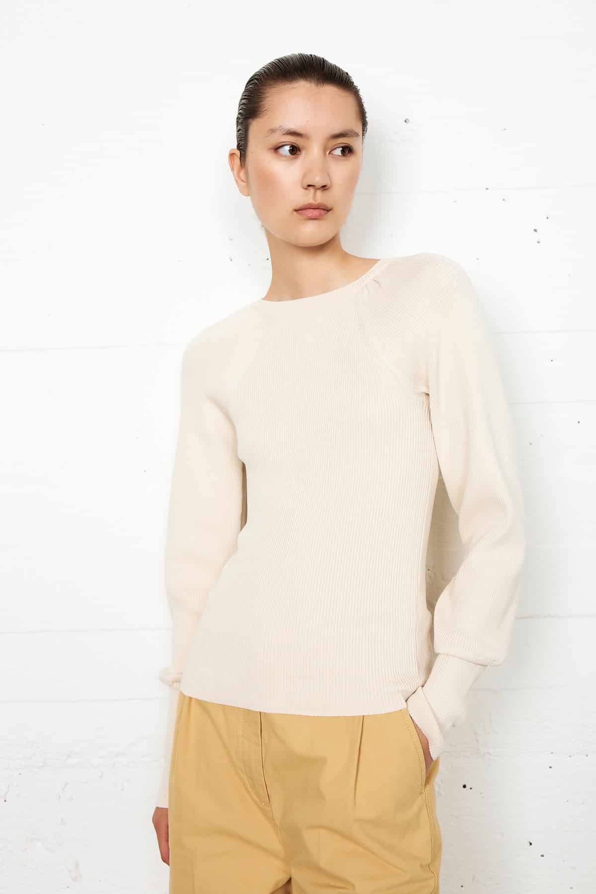 Second-female_Nerine-knit_1