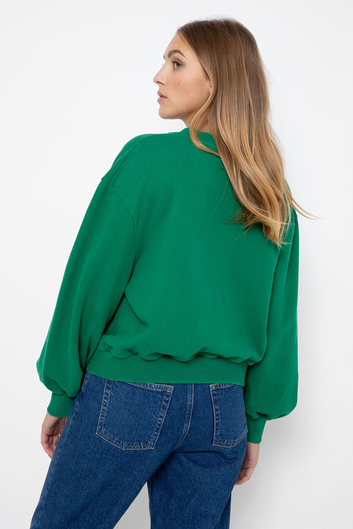 Ame_Gaudi_Sweater_Green_3