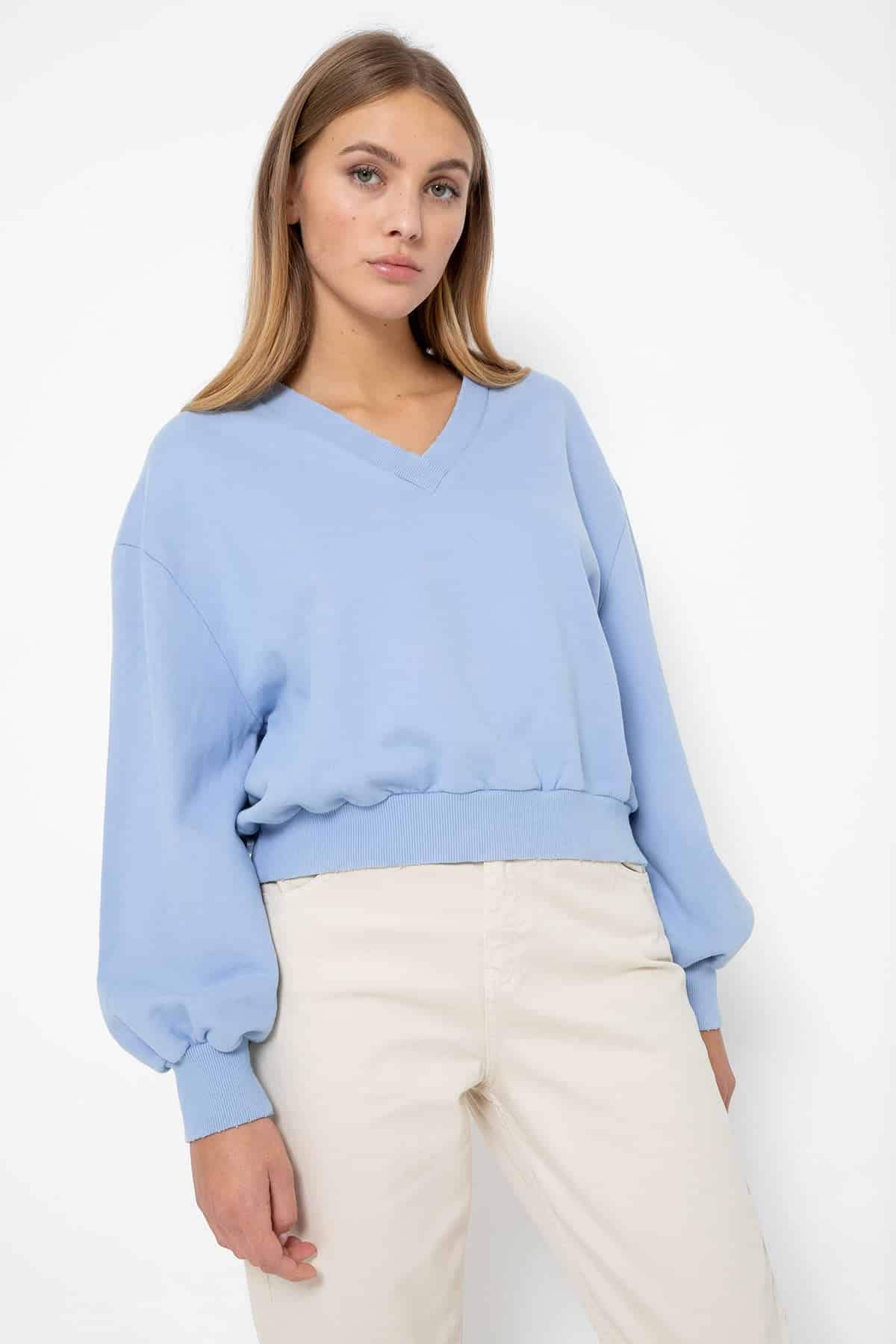 Ame_Gaudi_Sweater_Serenity_Blue_2