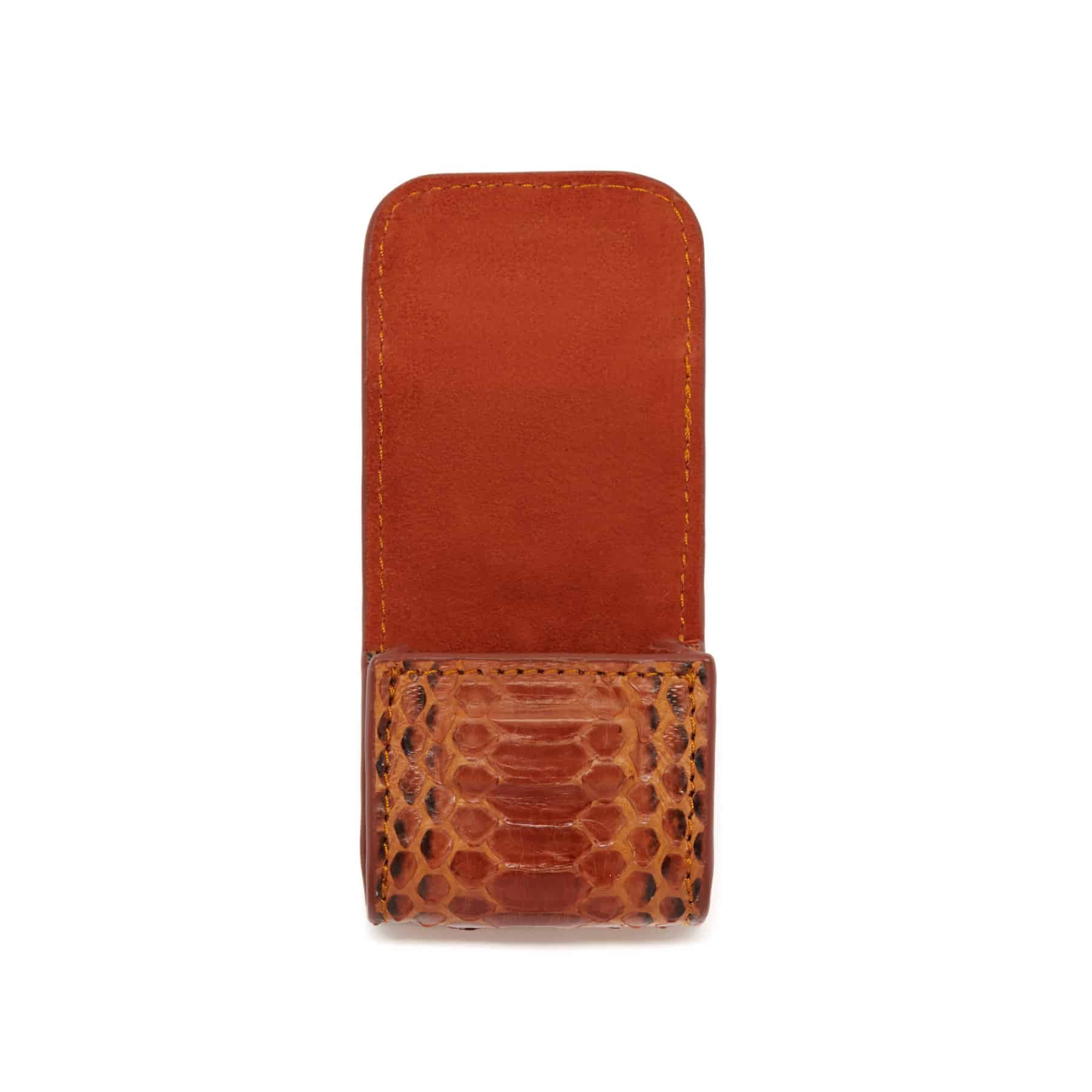 Claris_Virot_moka-python-airpod-holder-jamie_2