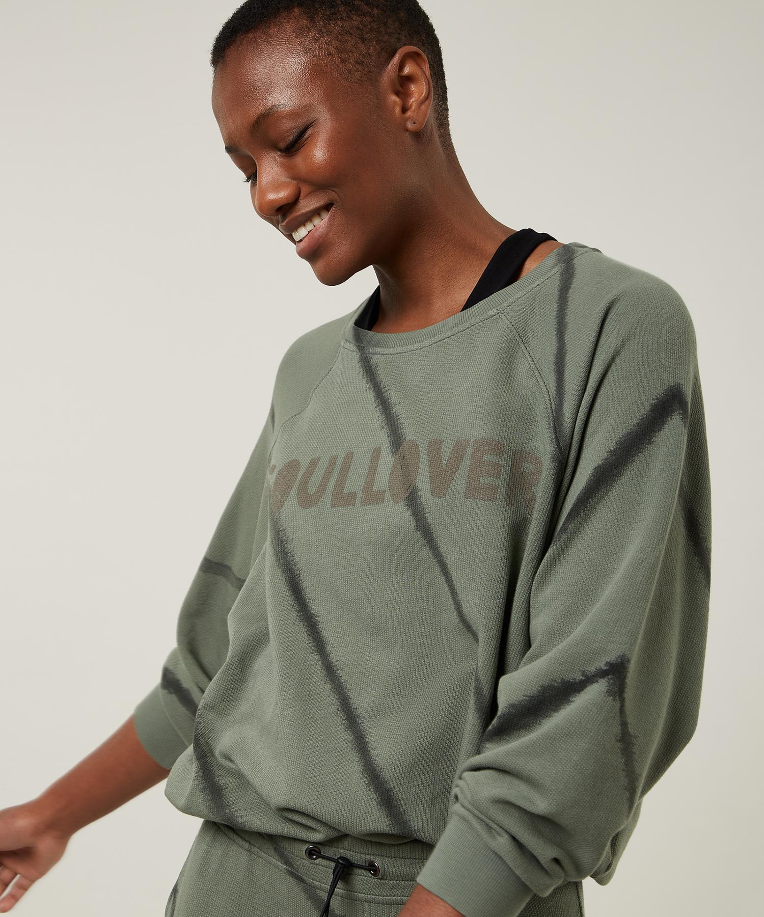 10DAYS_SWEATER-SOUL-SPRAY-DYE_4