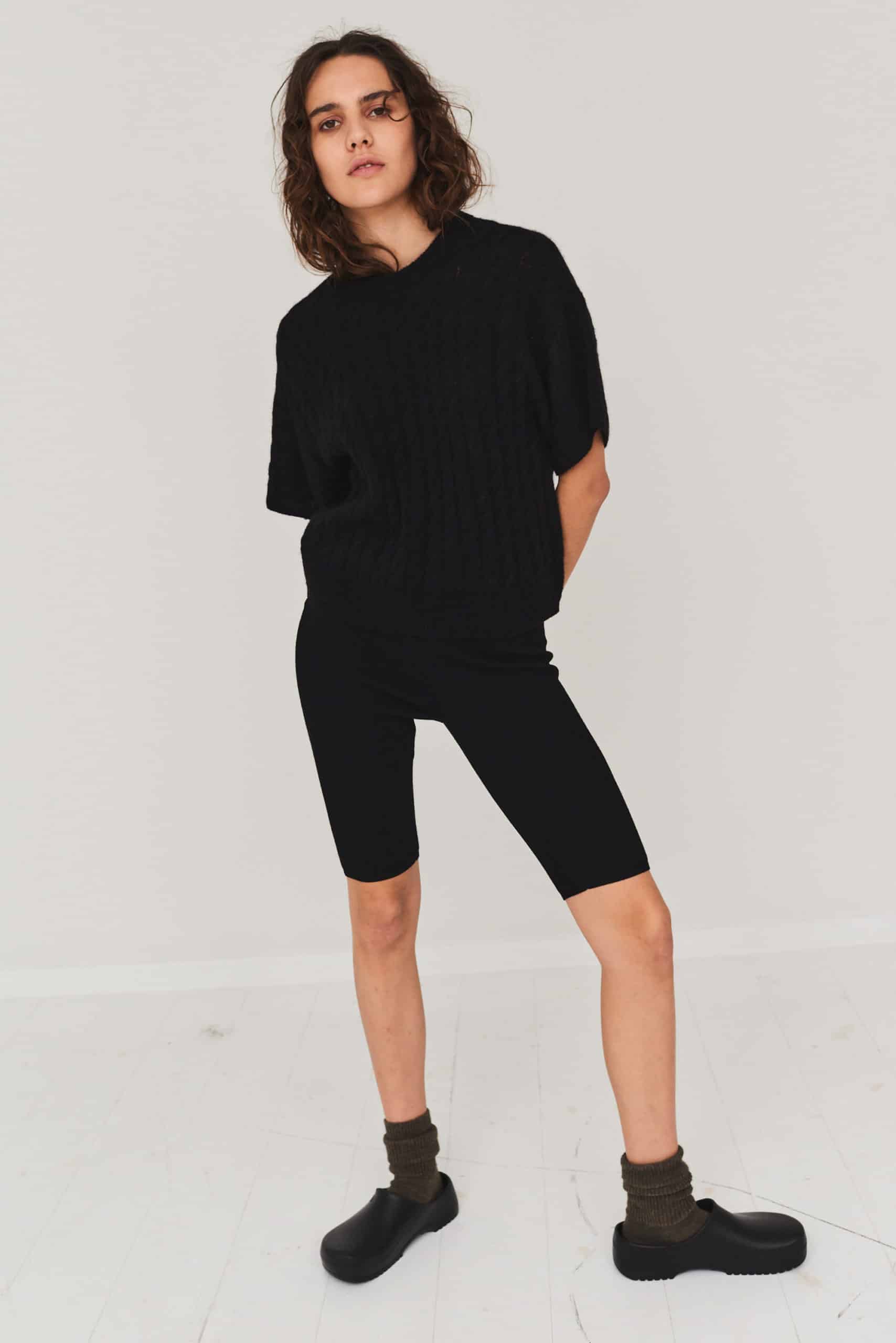 Designers_Remix_Verona_Tee_Black_1