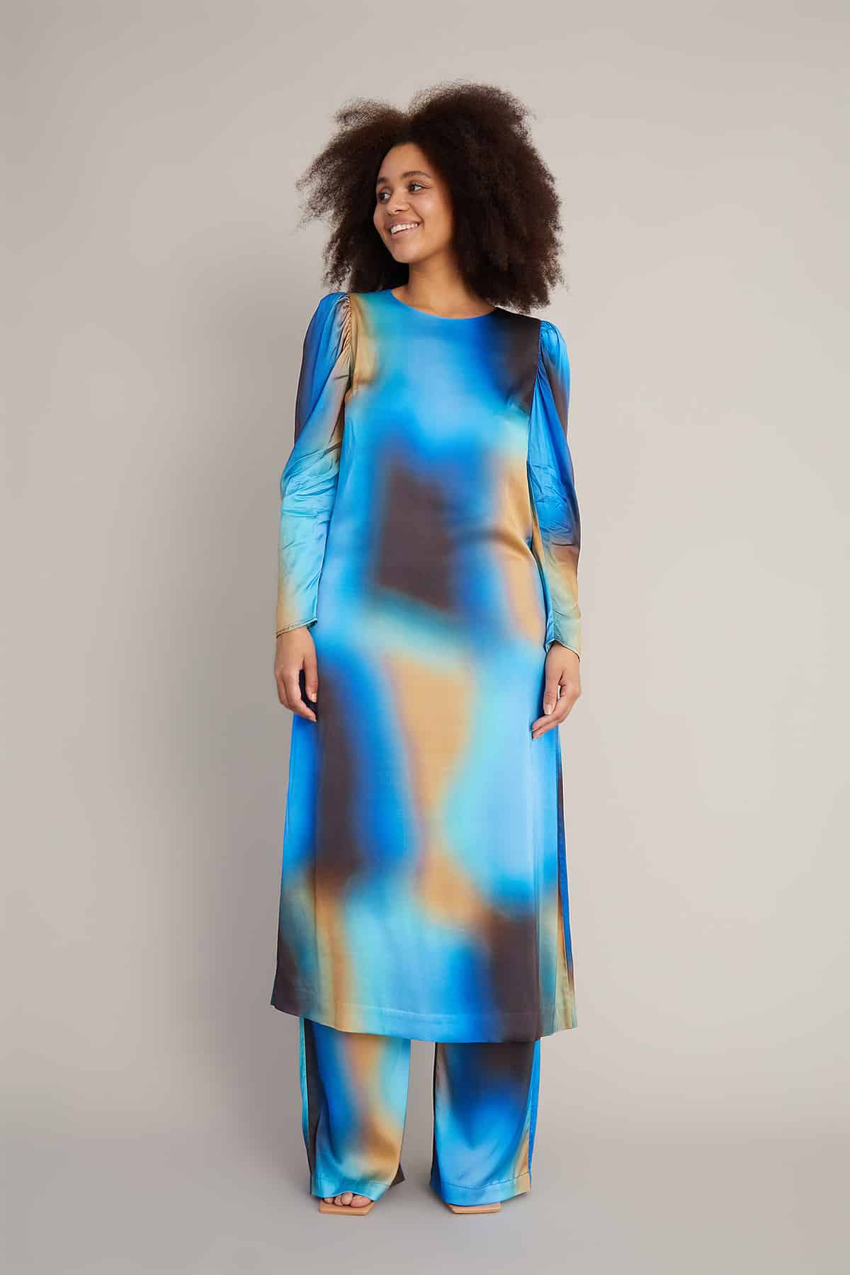 MUNTHE_AKEVILLE_BLUE_1