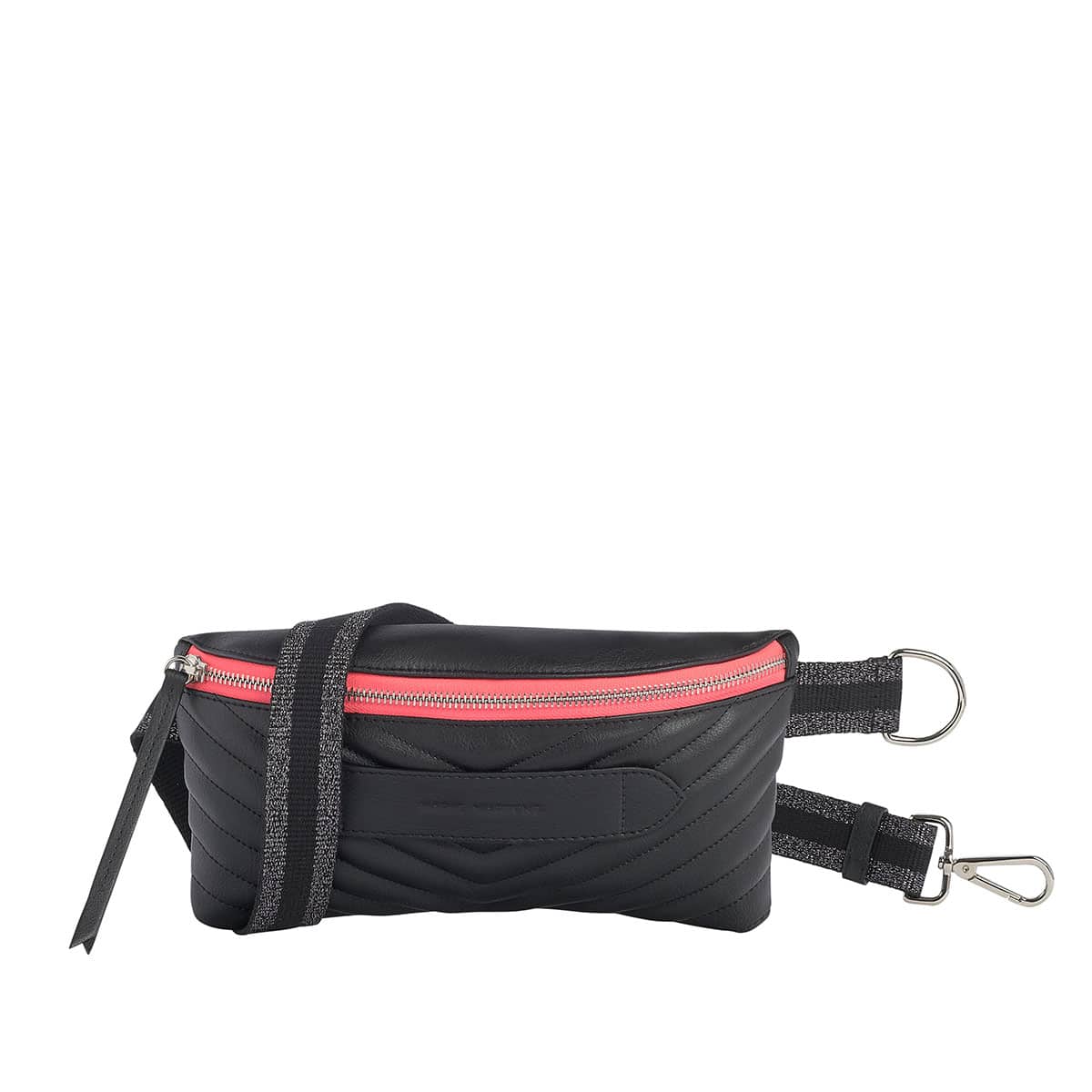 Marie Martens_BeltBag_Coachella_BlackQuiltedVegea_295€_01_1200px Coachella Black Vegan Quilted Belt Bag