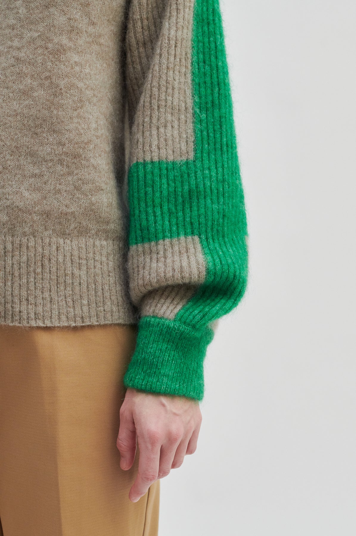 Second-Female_Bera-Knit_3