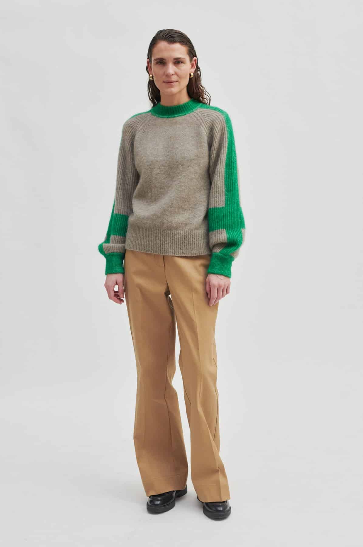Second-Female_Bera-Knit_4