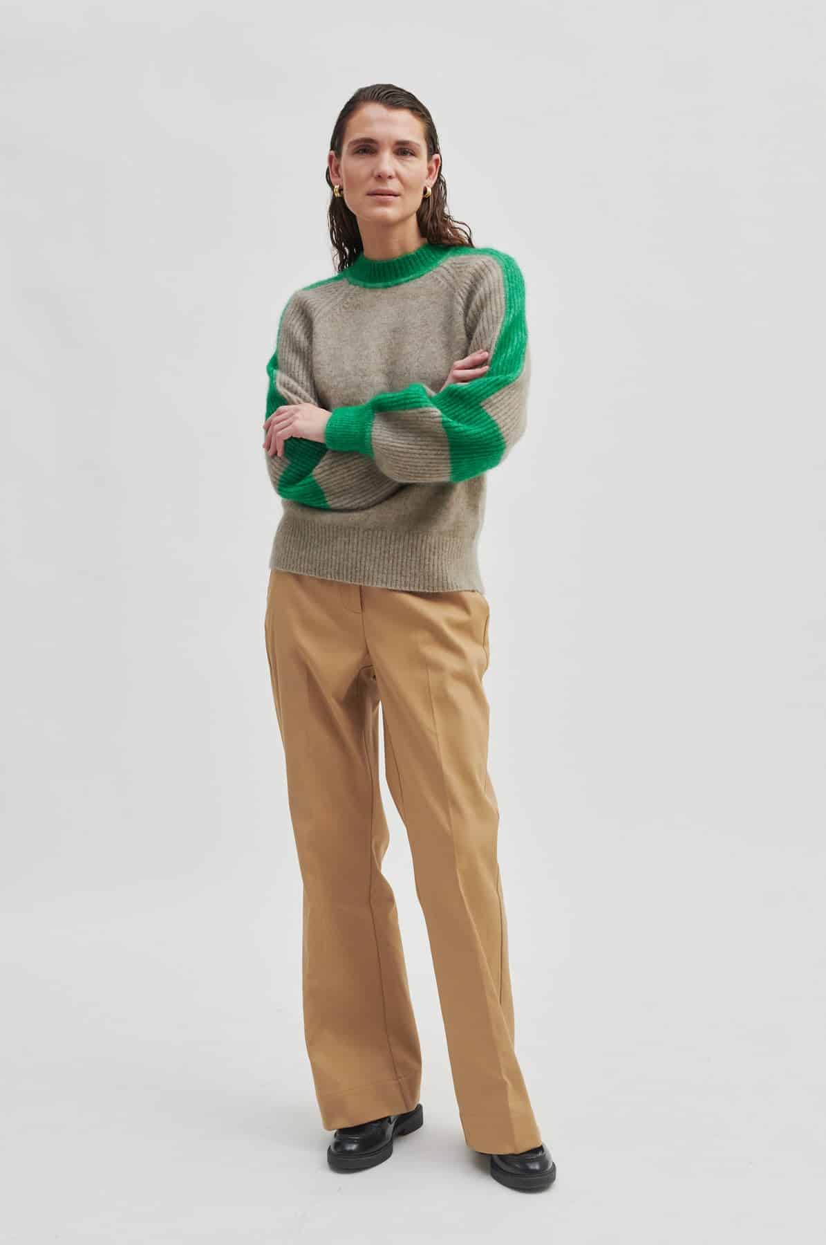 Second-Female_Bera-Knit_5